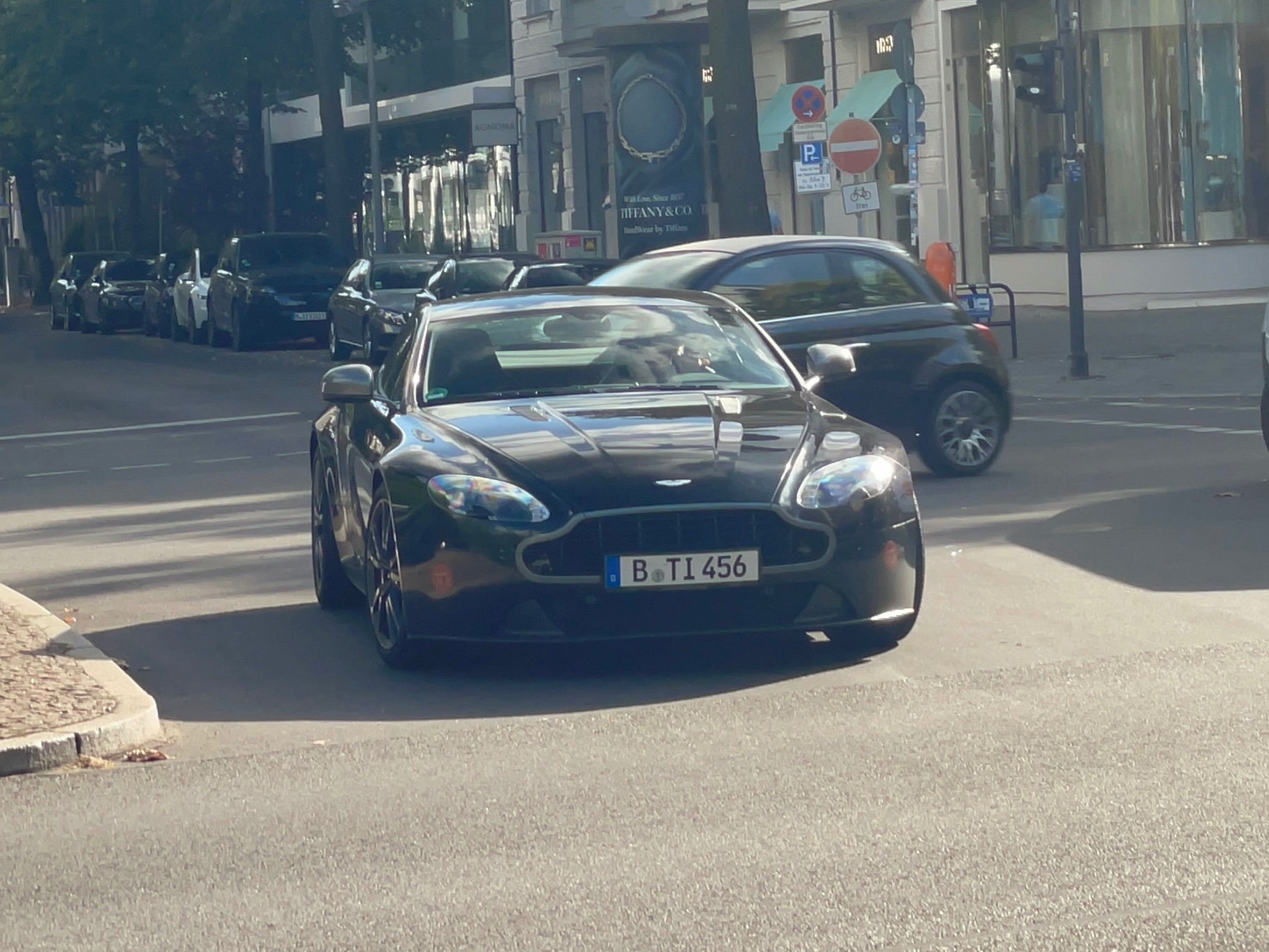 Aston Martin V8 Vantage N430
