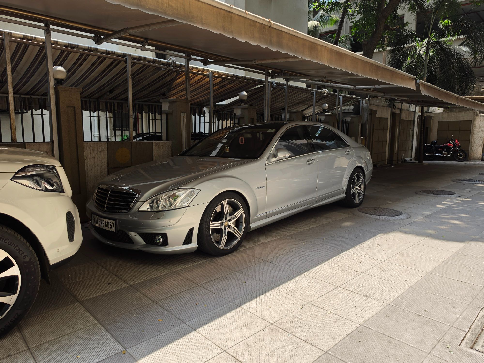 Mercedes-Benz S 63 AMG W221