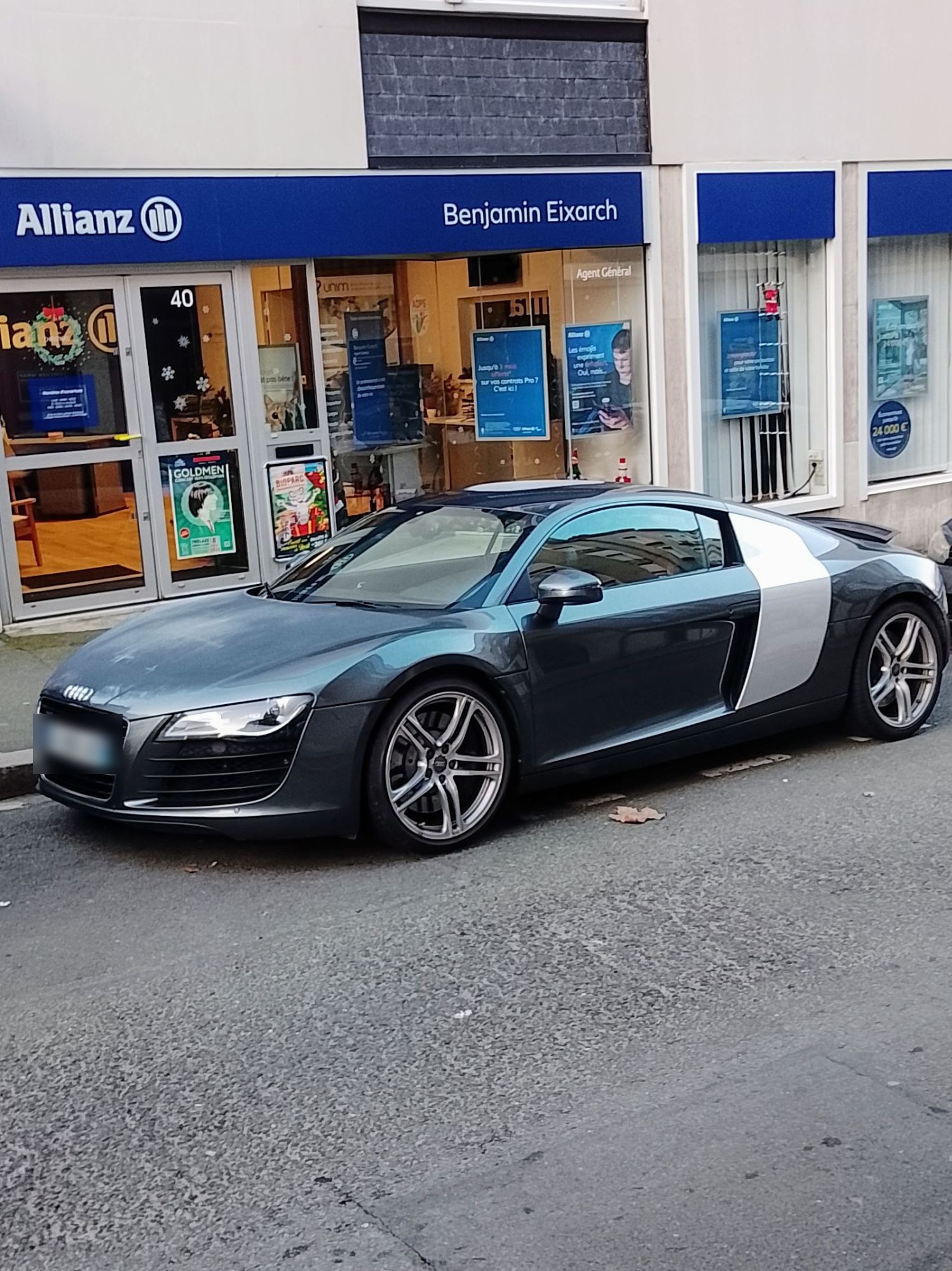 Audi R8 V8