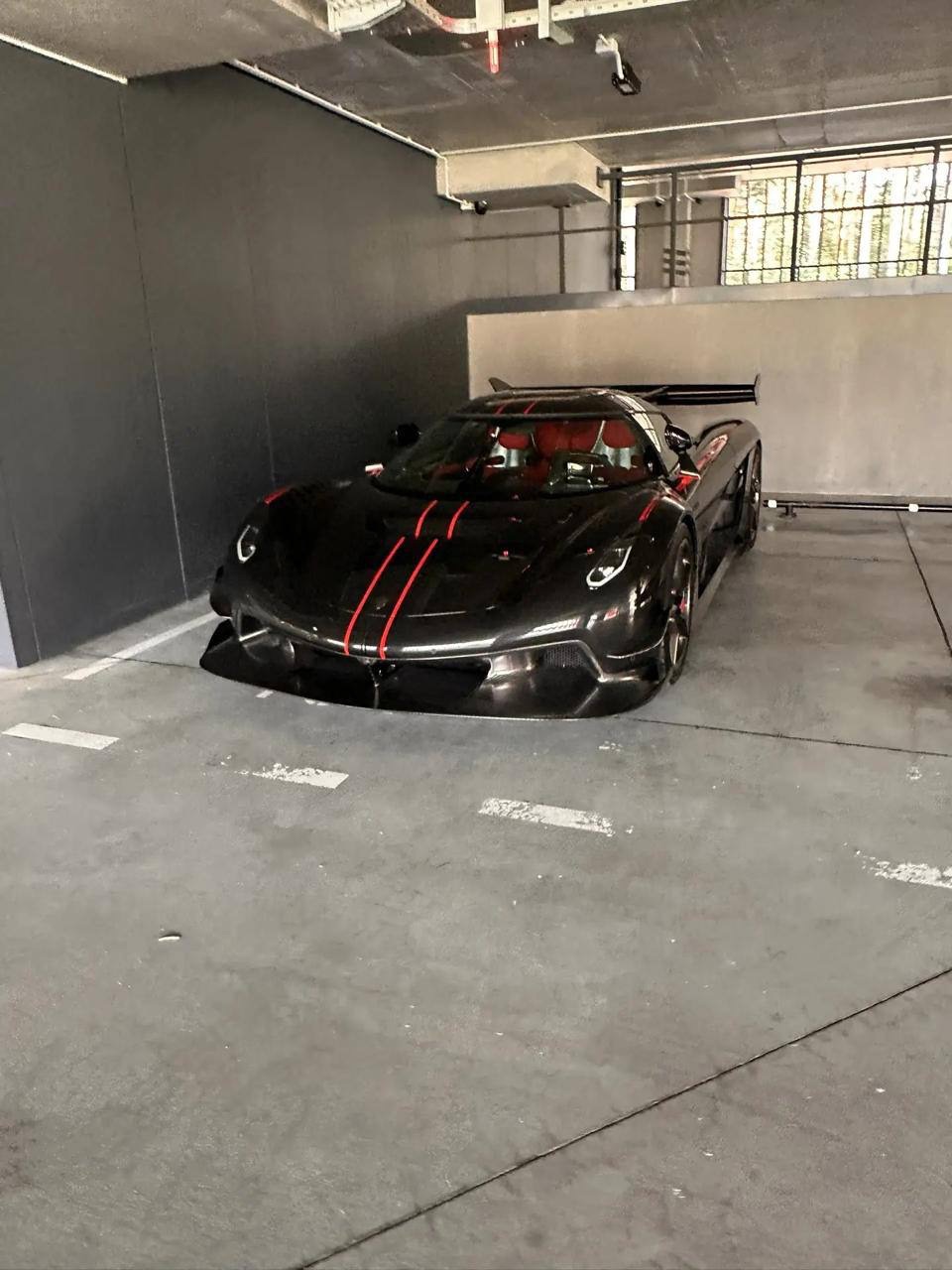 Koenigsegg Jesko Attack