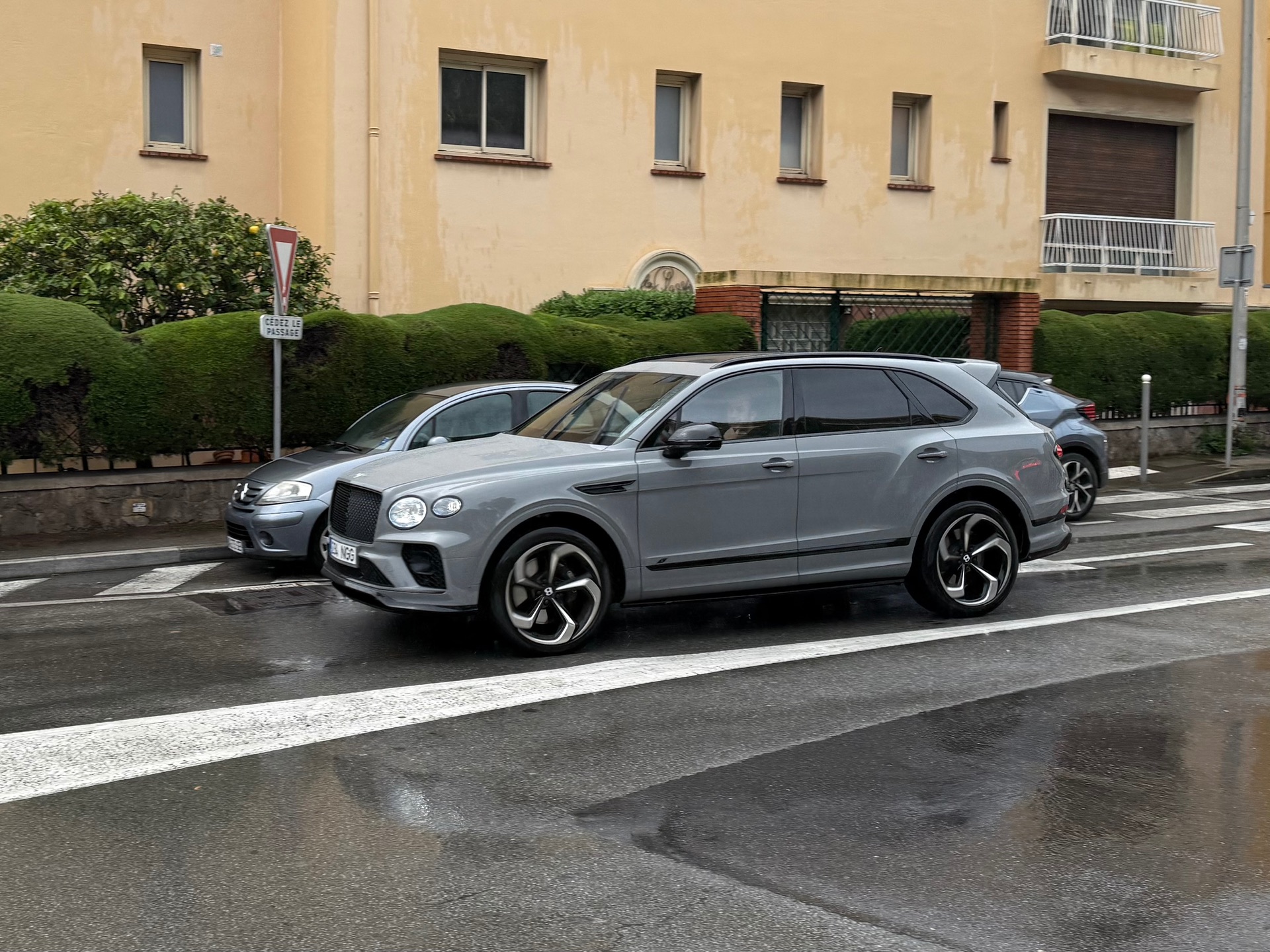 Bentley Bentayga Hybrid S