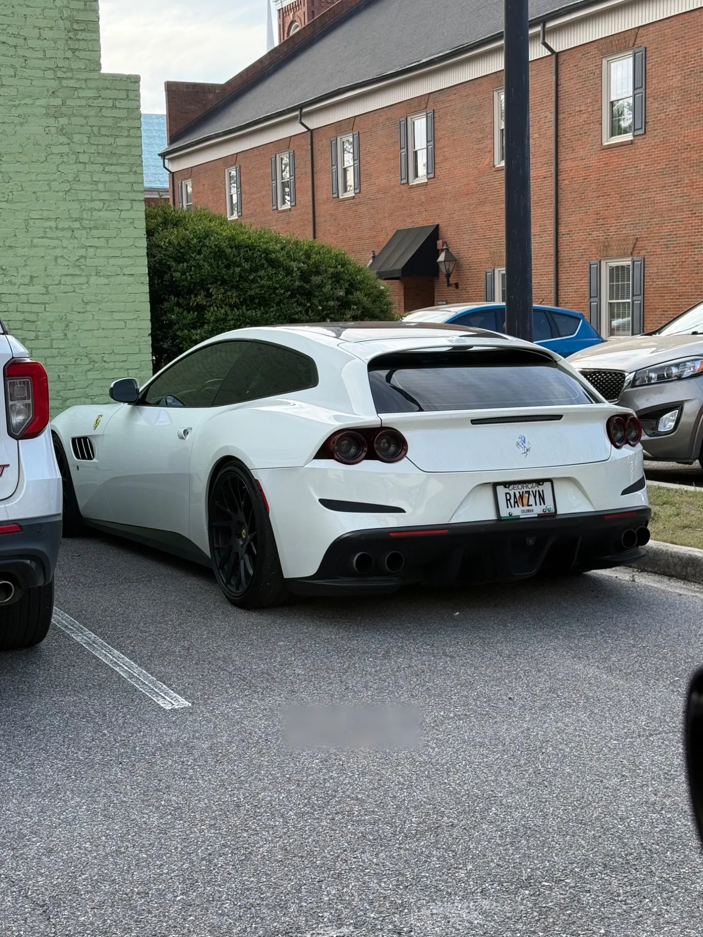 Ferrari GTC4 Lusso in Augusta