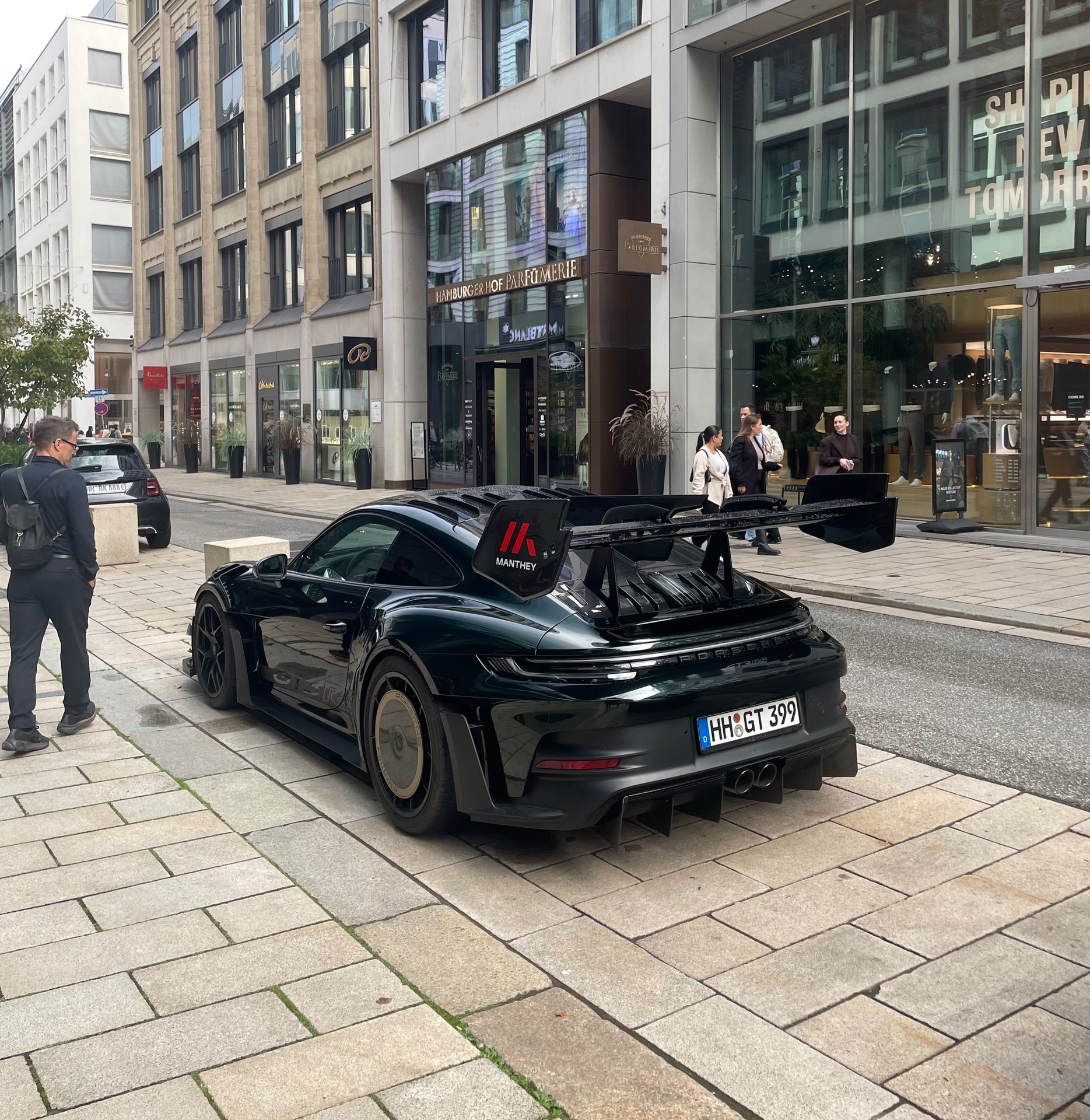 Porsche 992 GT3 RS MkI Weissach Package Manthey Racing