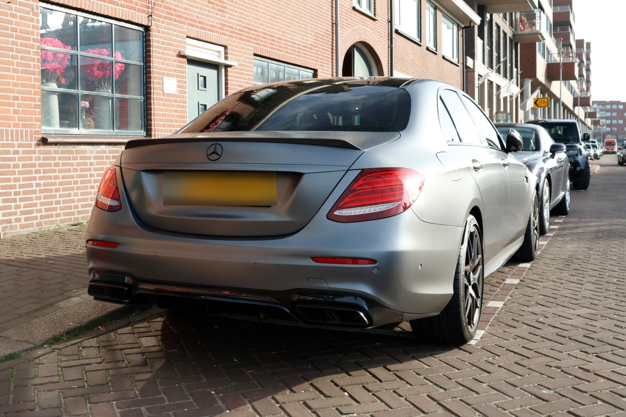 Mercedes-AMG E 63 S W213 in Den Haag
