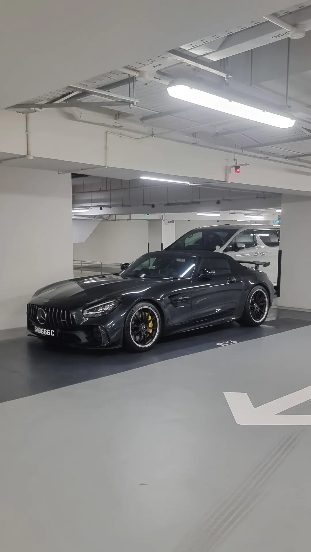 Mercedes-AMG GT R Roadster