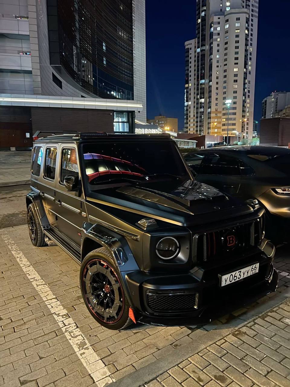 Brabus Rocket 900
