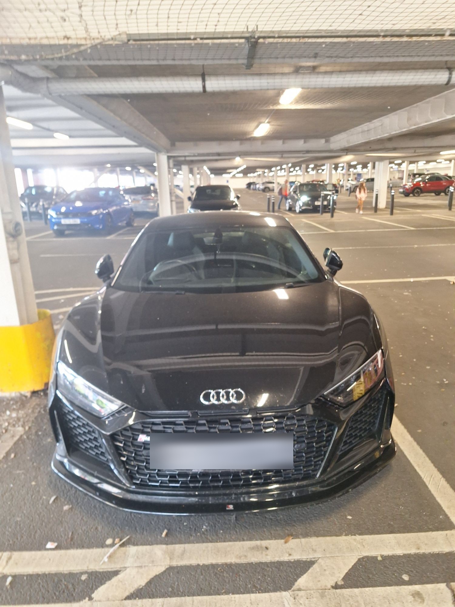 Audi R8 v10