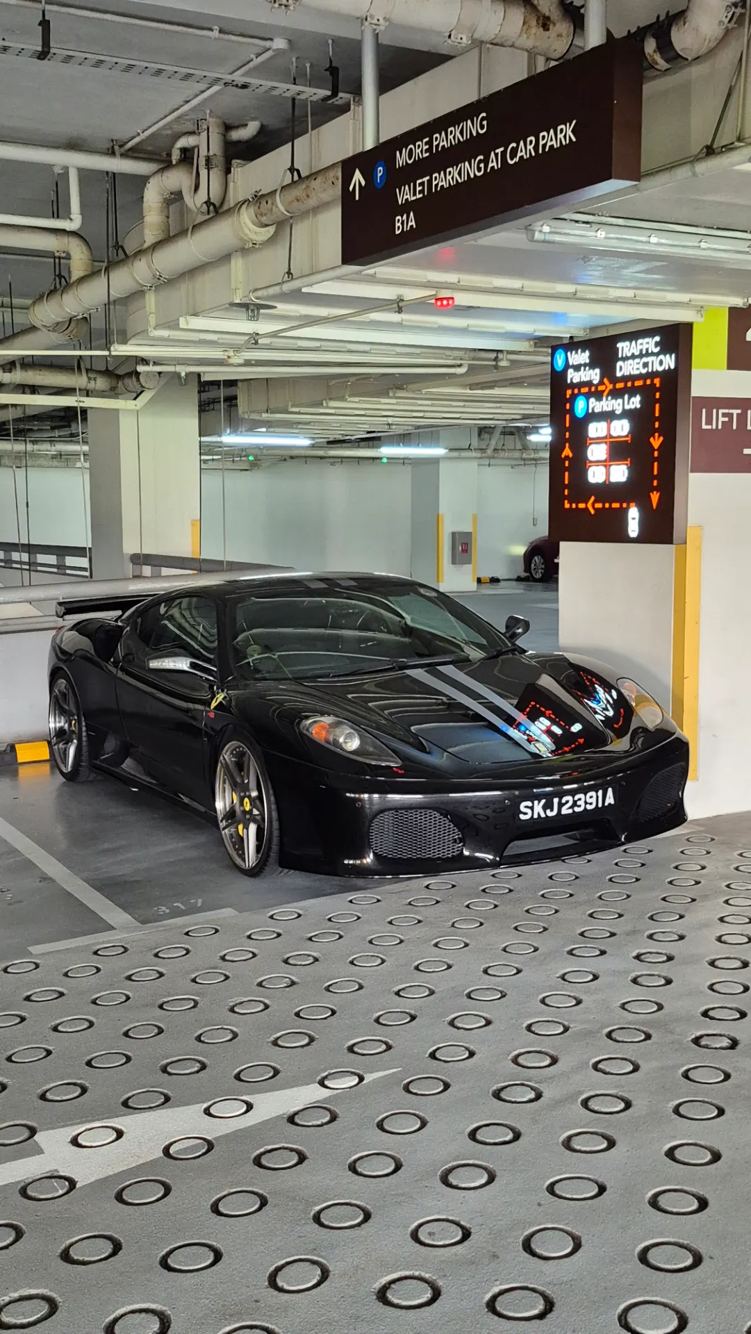 Ferrari F430 Novitec Rosso spotted in Singapore, SG