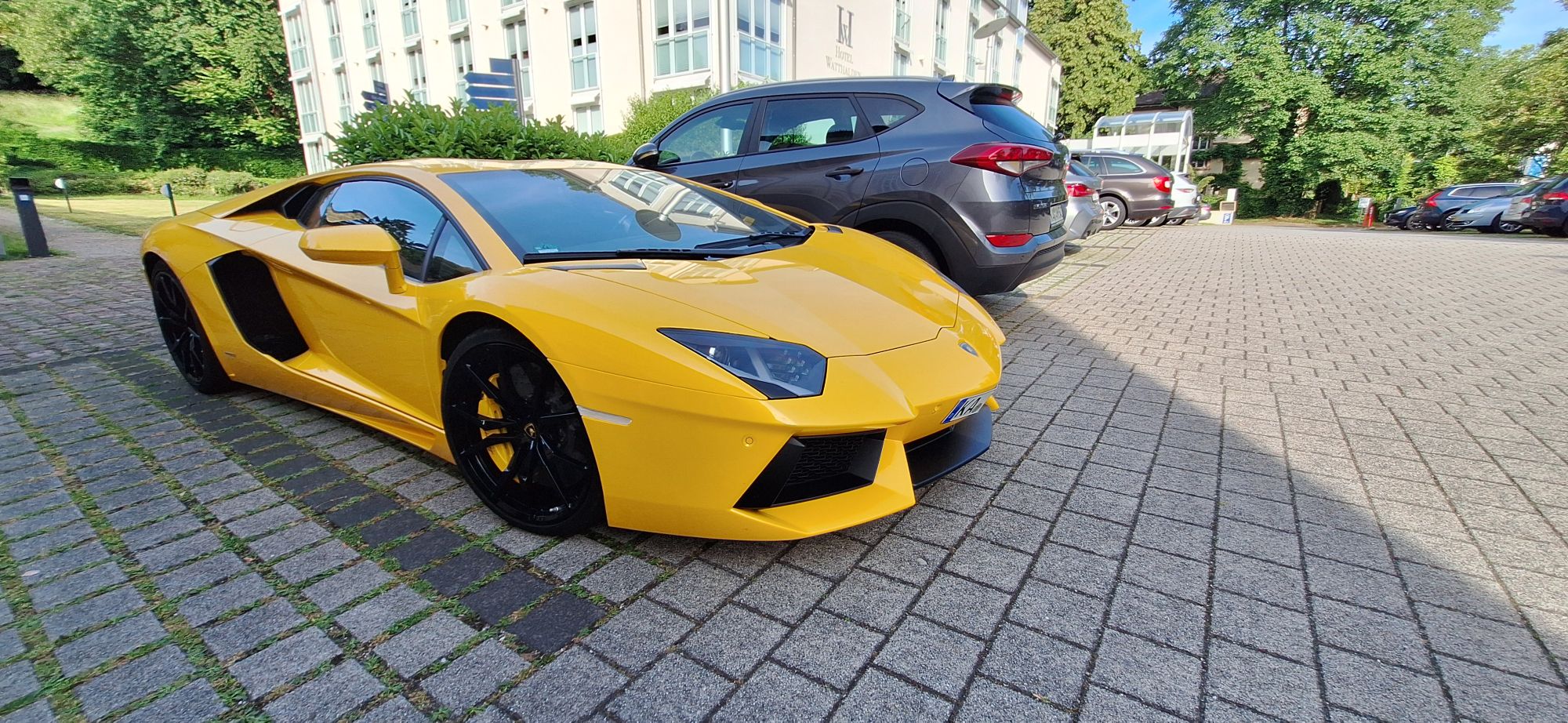 Lamborghini Aventador LP700-4