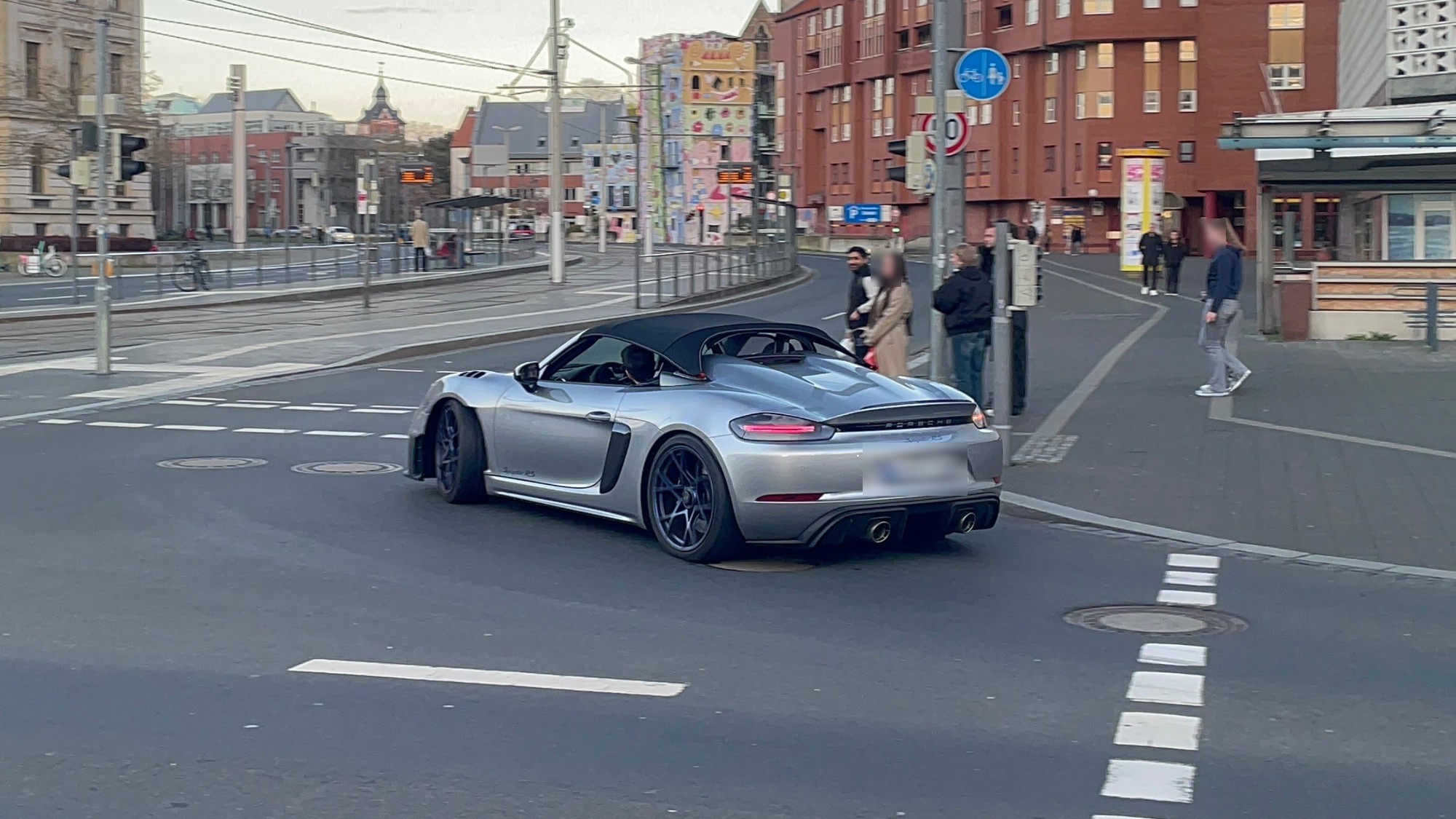 Porsche 718 Spyder RS Weissach Package