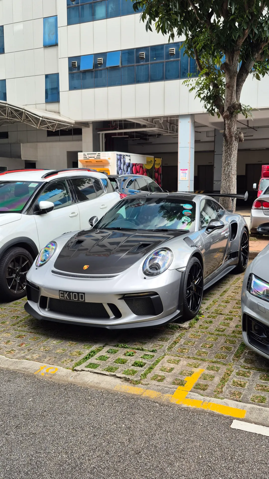 Porsche 991 GT3 RS MkII Weissach Package spotted in Singapore, SG