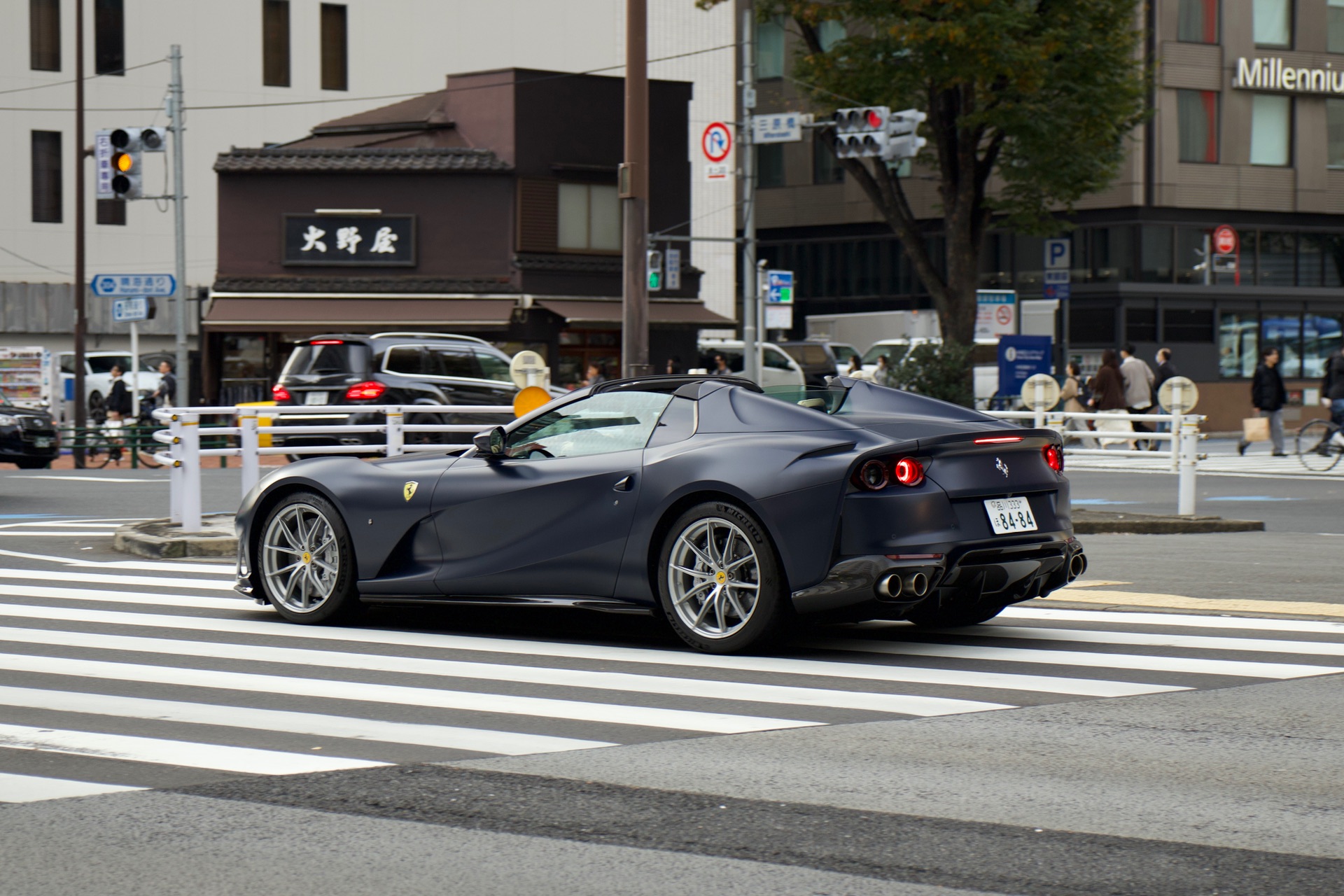 Ferrari 812 GTS