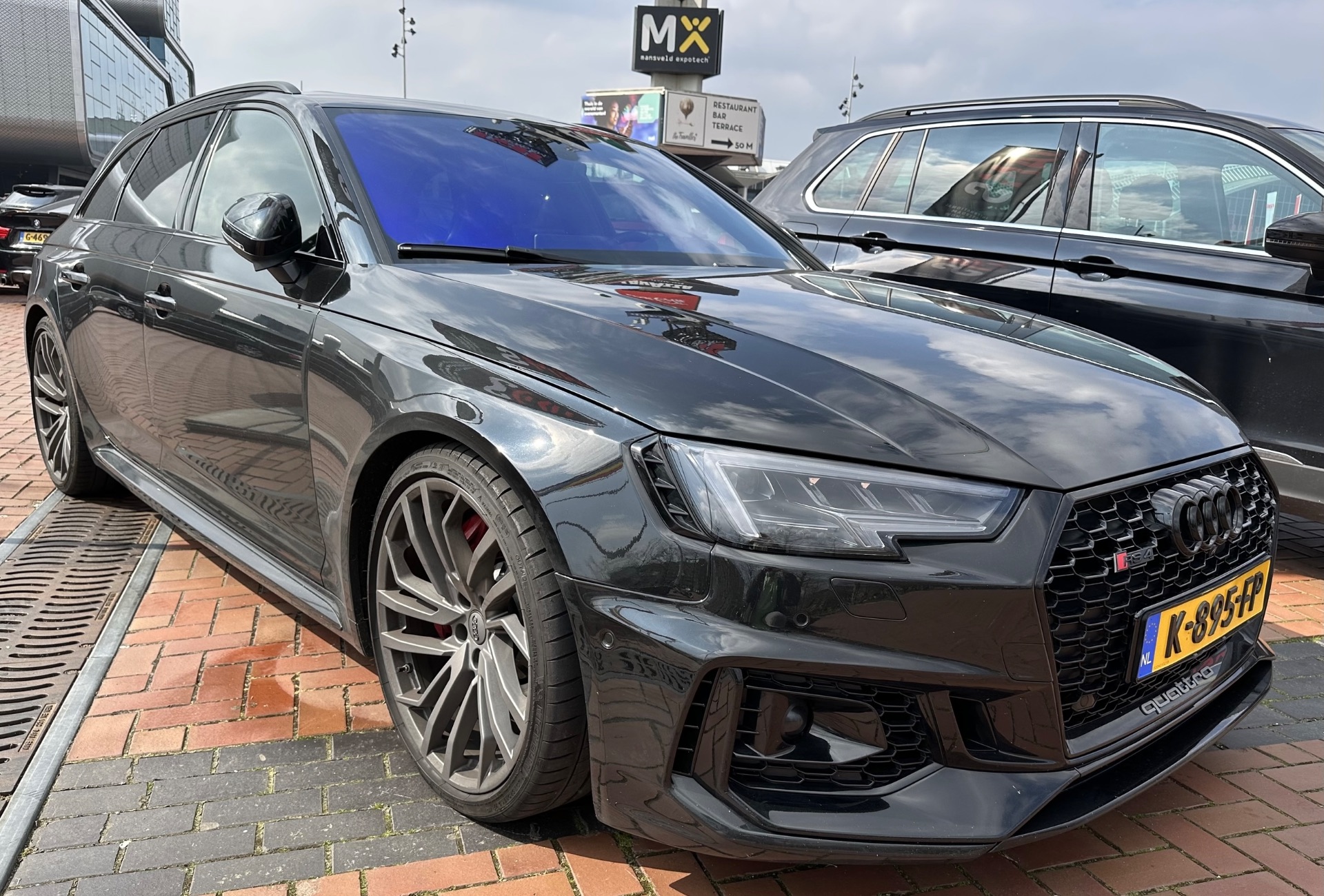 Audi RS4 Avant B9 in Amsterdam