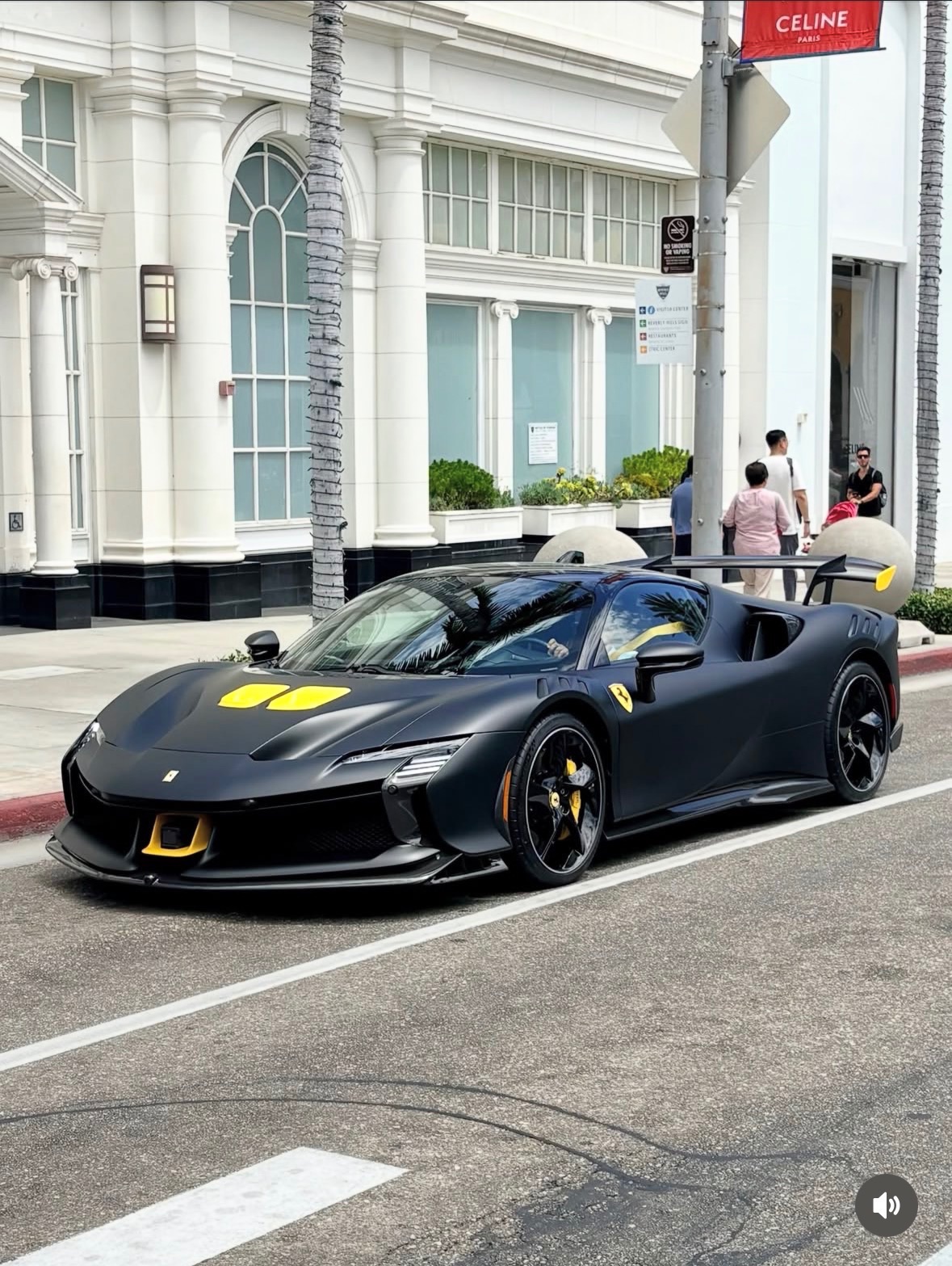 Ferrari SF90XX Stradale in Beverly Hills