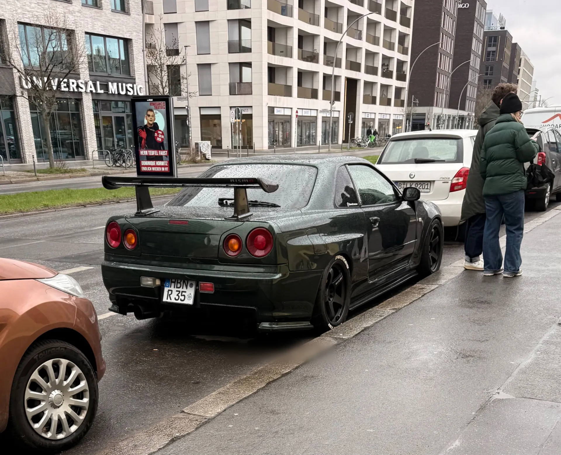 Nissan Skyline R34 GT-R V-Spec II Nür in Berlin, DE