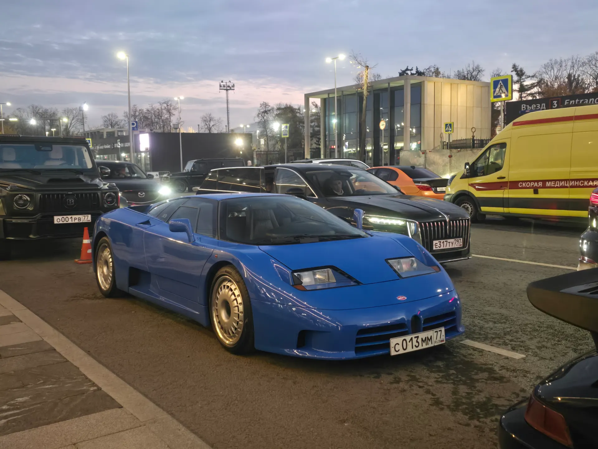 Bugatti EB110 GT