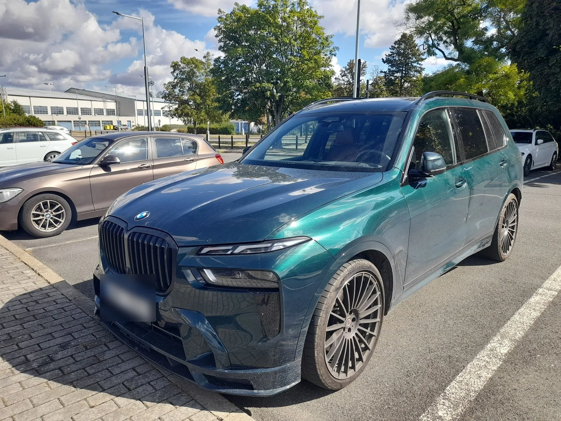 Alpina XB7