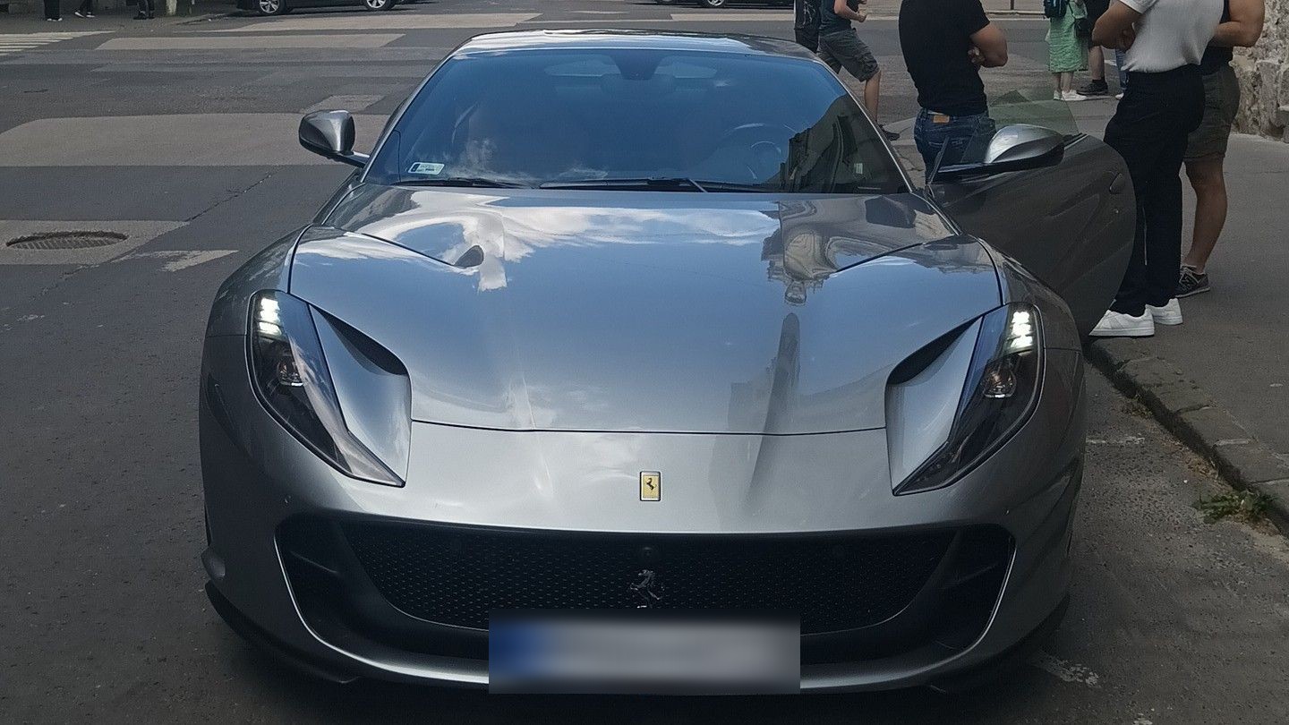 Ferrari 812 Superfast