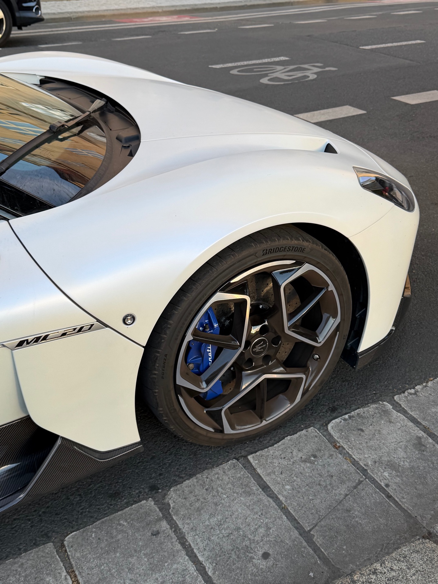 Maserati MC20