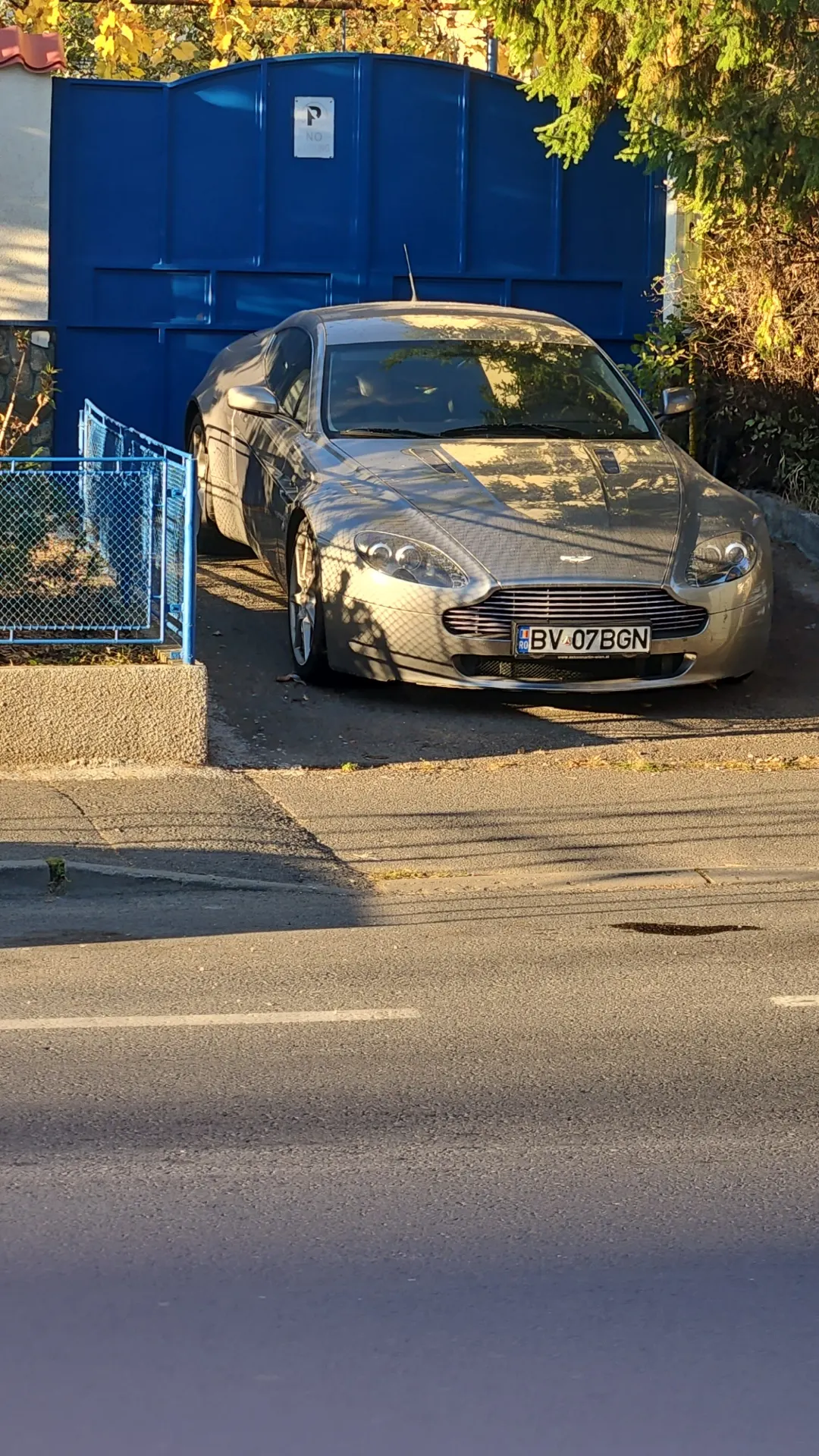 Aston Martin V8 Vantage