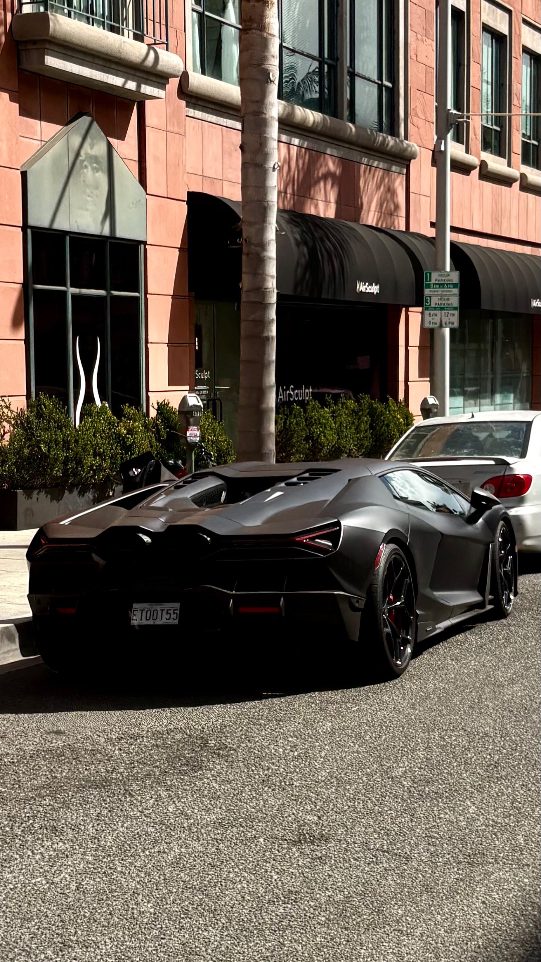 Lamborghini Revuelto in Beverly Hills