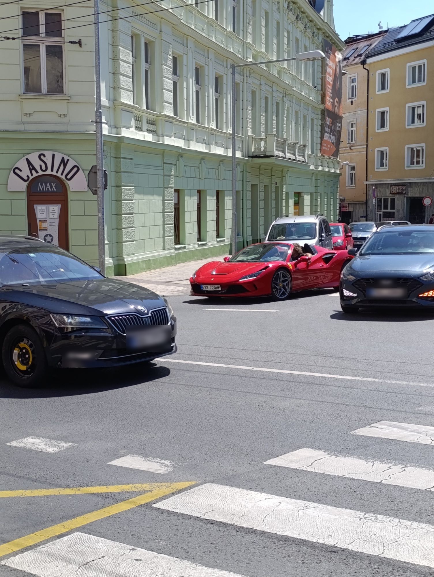 Ferrari F8 Spider