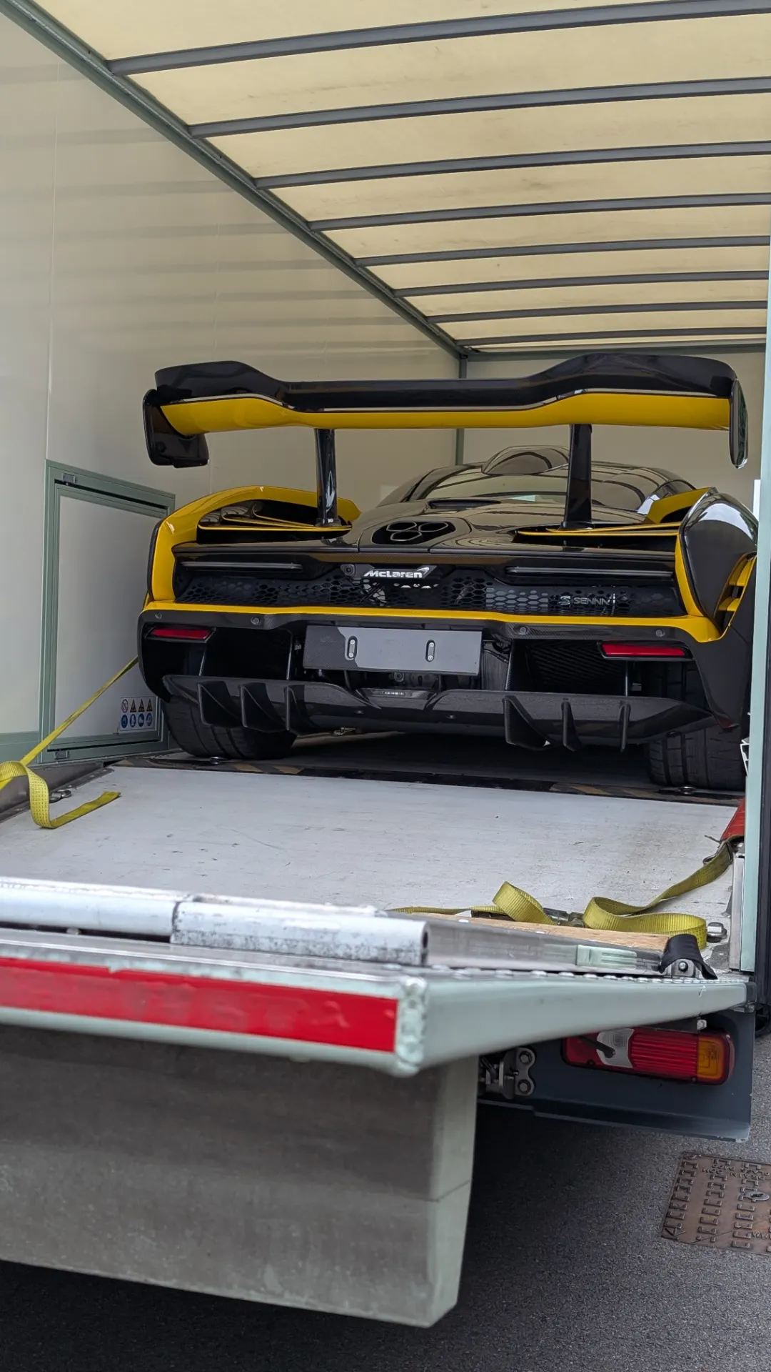McLaren Senna