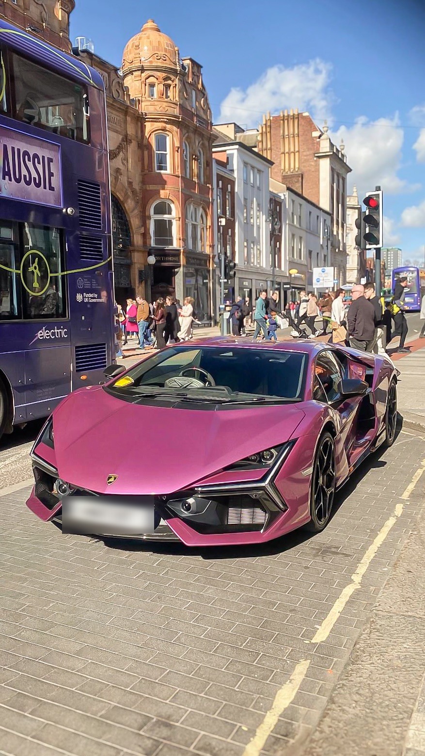 Lamborghini Revuelto