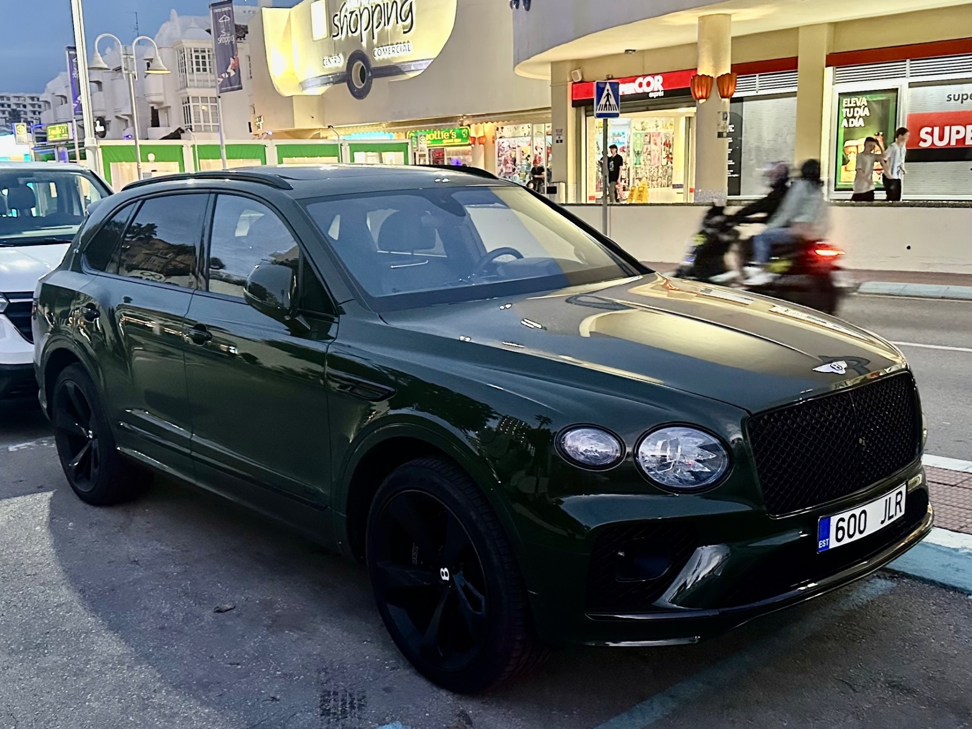 Bentley Bentayga V8 2021 First Edition