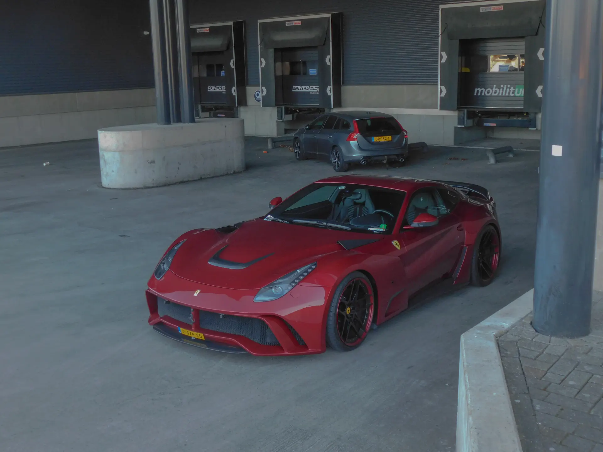 Ferrari F12 N-Largo S in Nijkerk