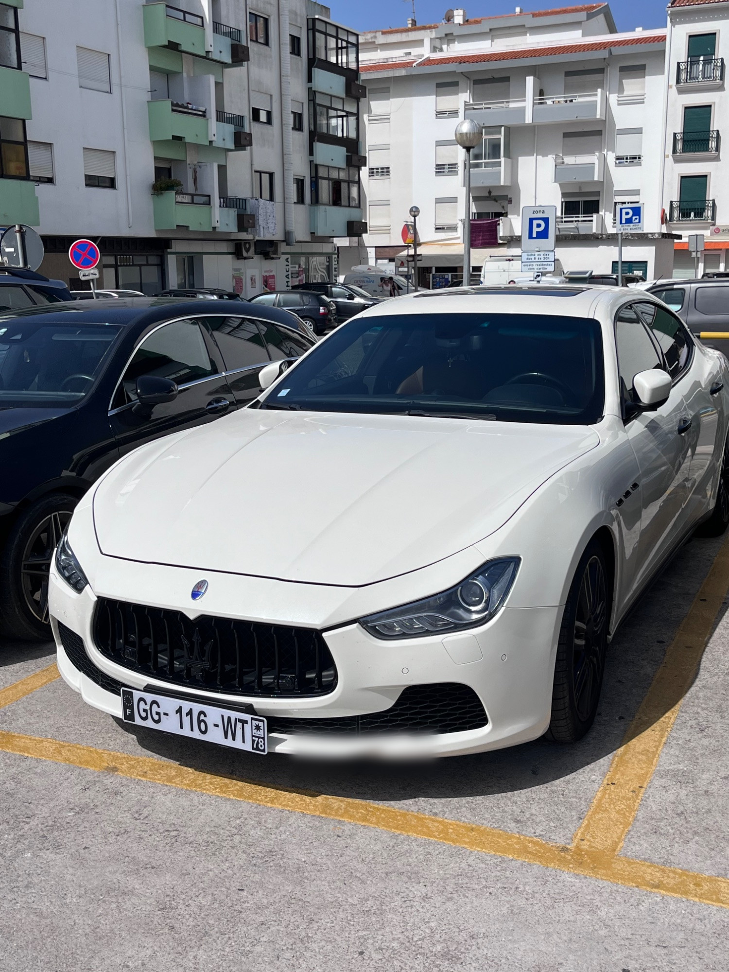 Maserati Quattroporte S Q4 2013 in Nazaré