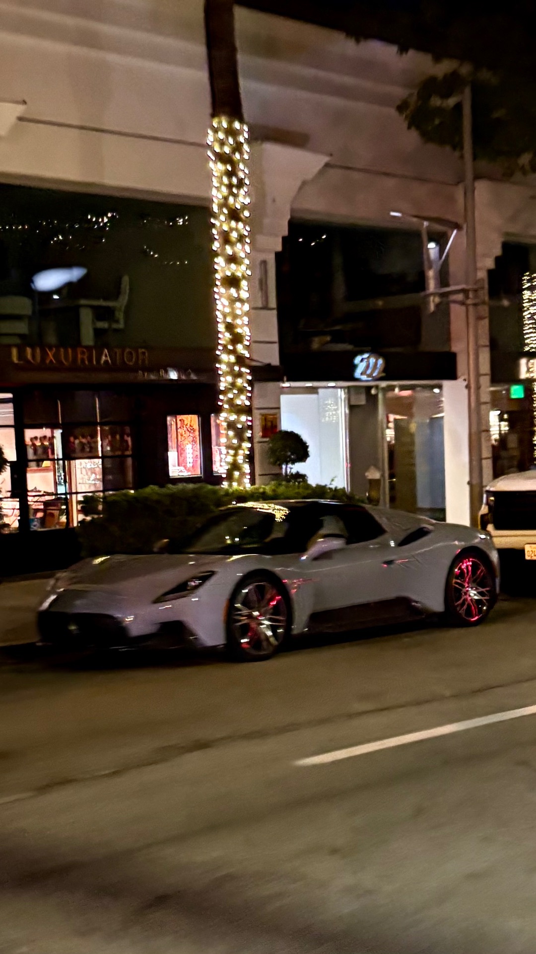 Maserati MC20 in Beverly Hills