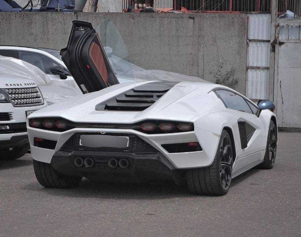 Lamborghini Countach LPI-800 in Москва, RU