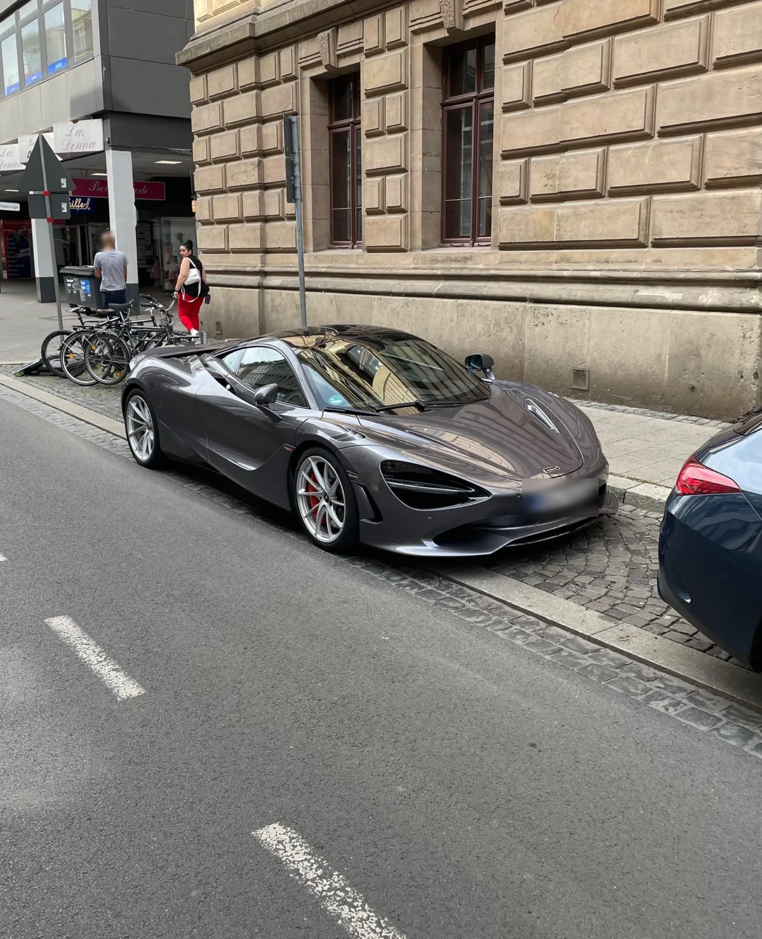 McLaren 750S