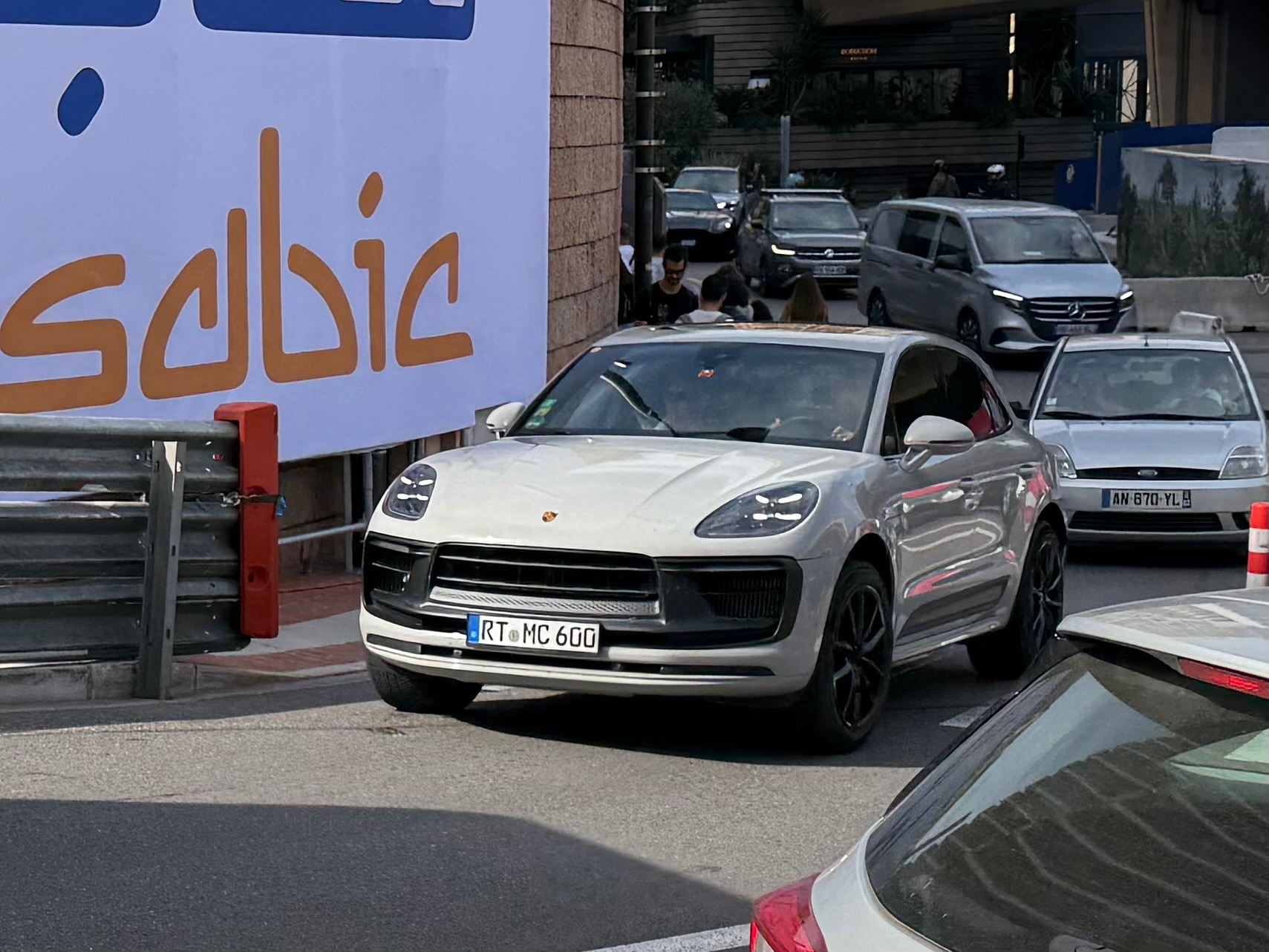 Porsche 95B Macan GTS MkIII