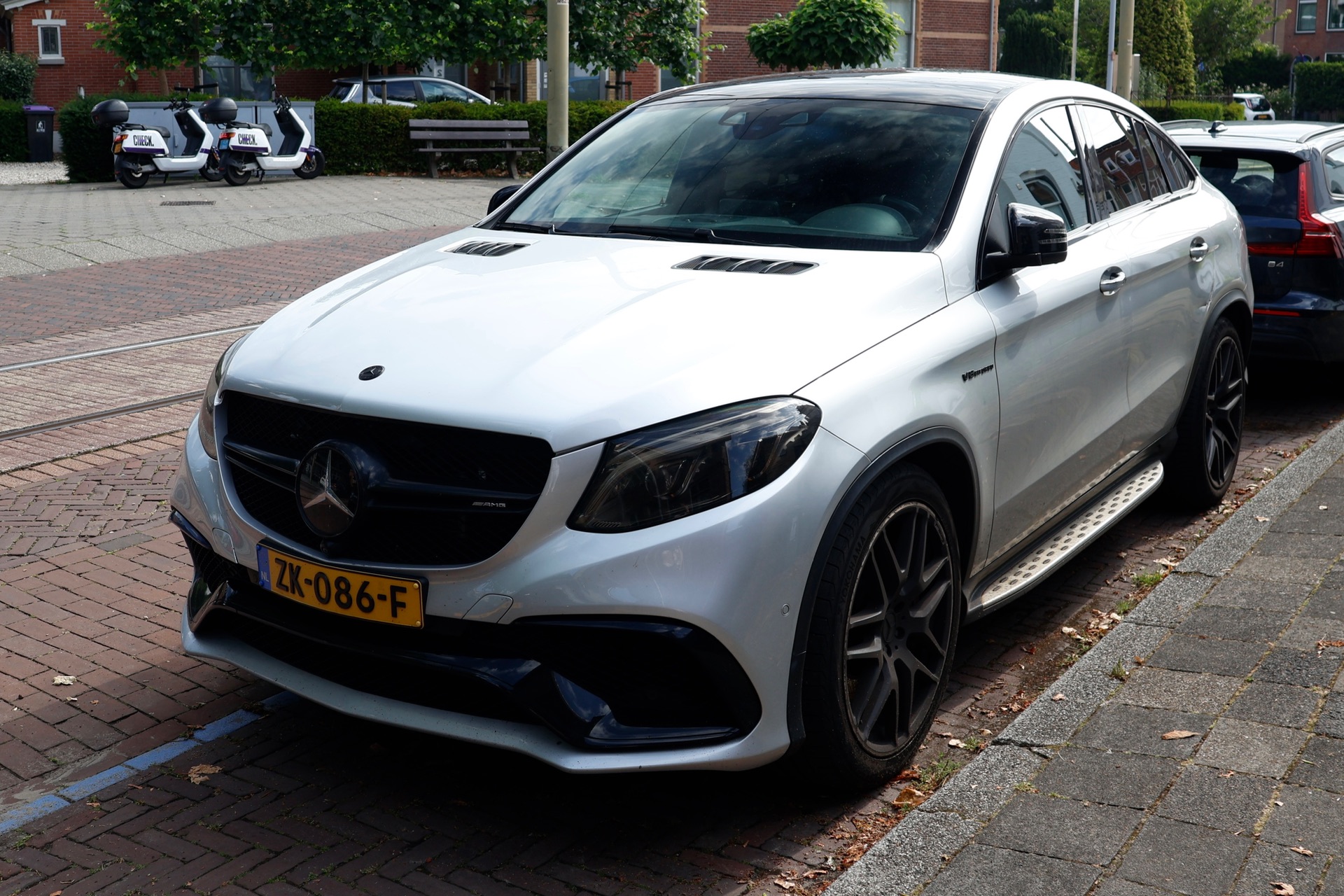 Mercedes-AMG GLE 63 S Coupé C292 in Voorburg