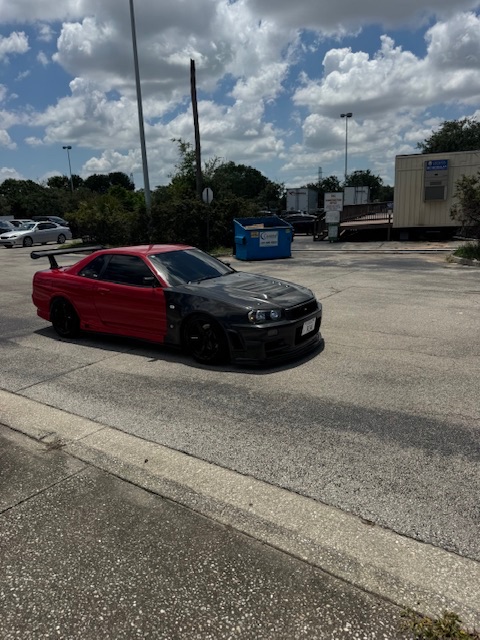 Nissan Skyline R34 GTR