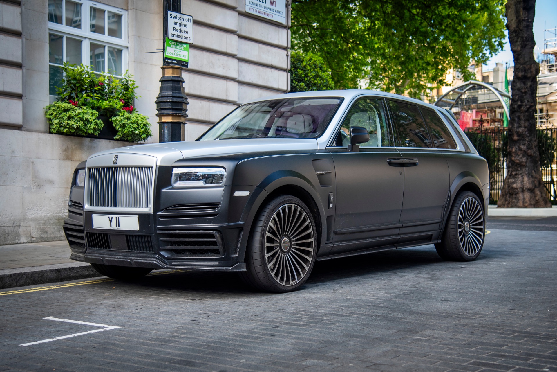 Rolls-Royce cullinan Mansory wide body in City of London