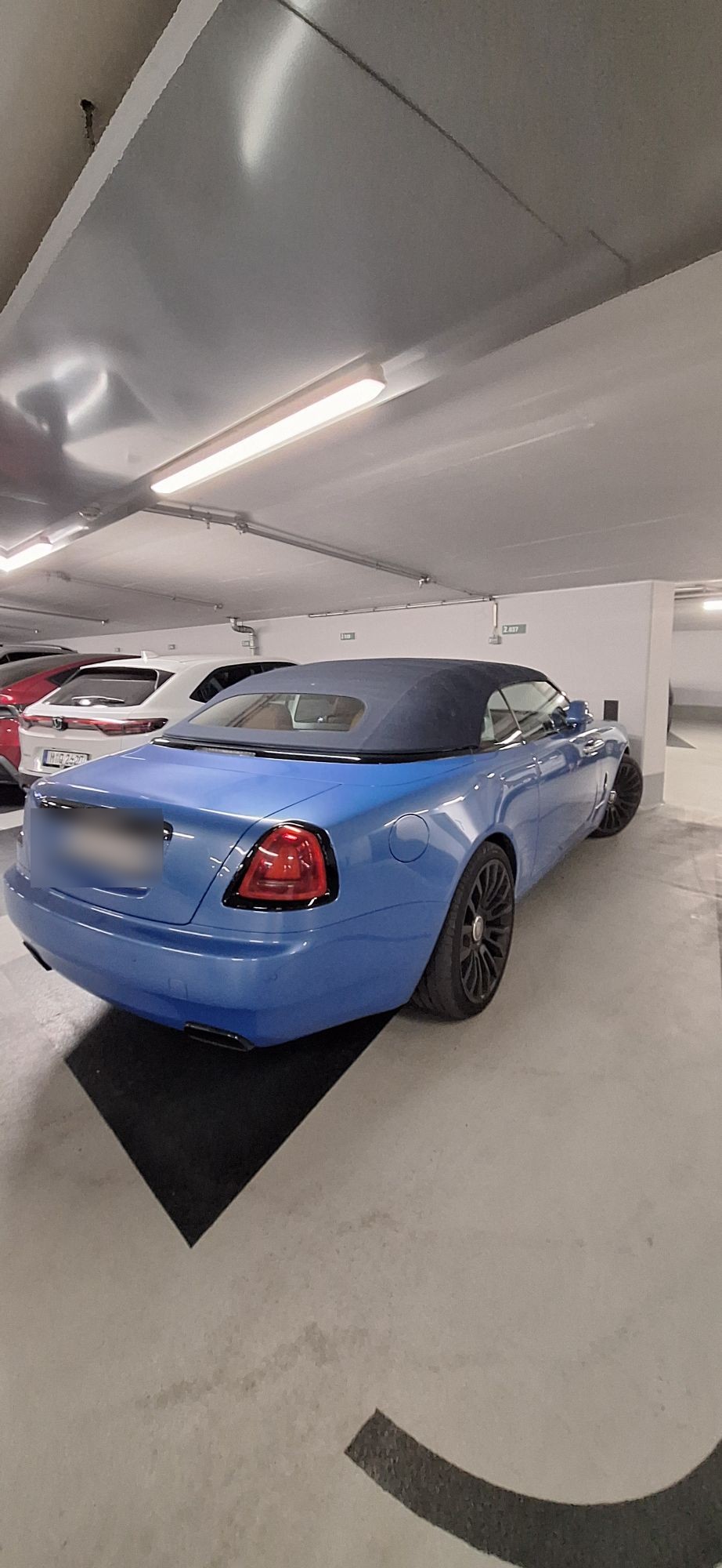 Rolls-Royce Dawn Black Badge in München