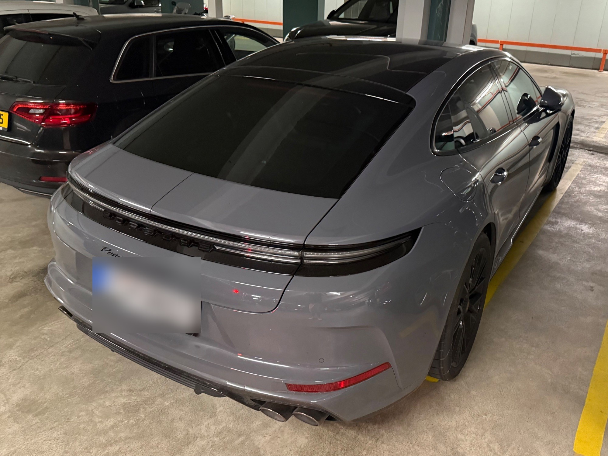 Porsche 972 Panamera GTS MkI in Noordwijk