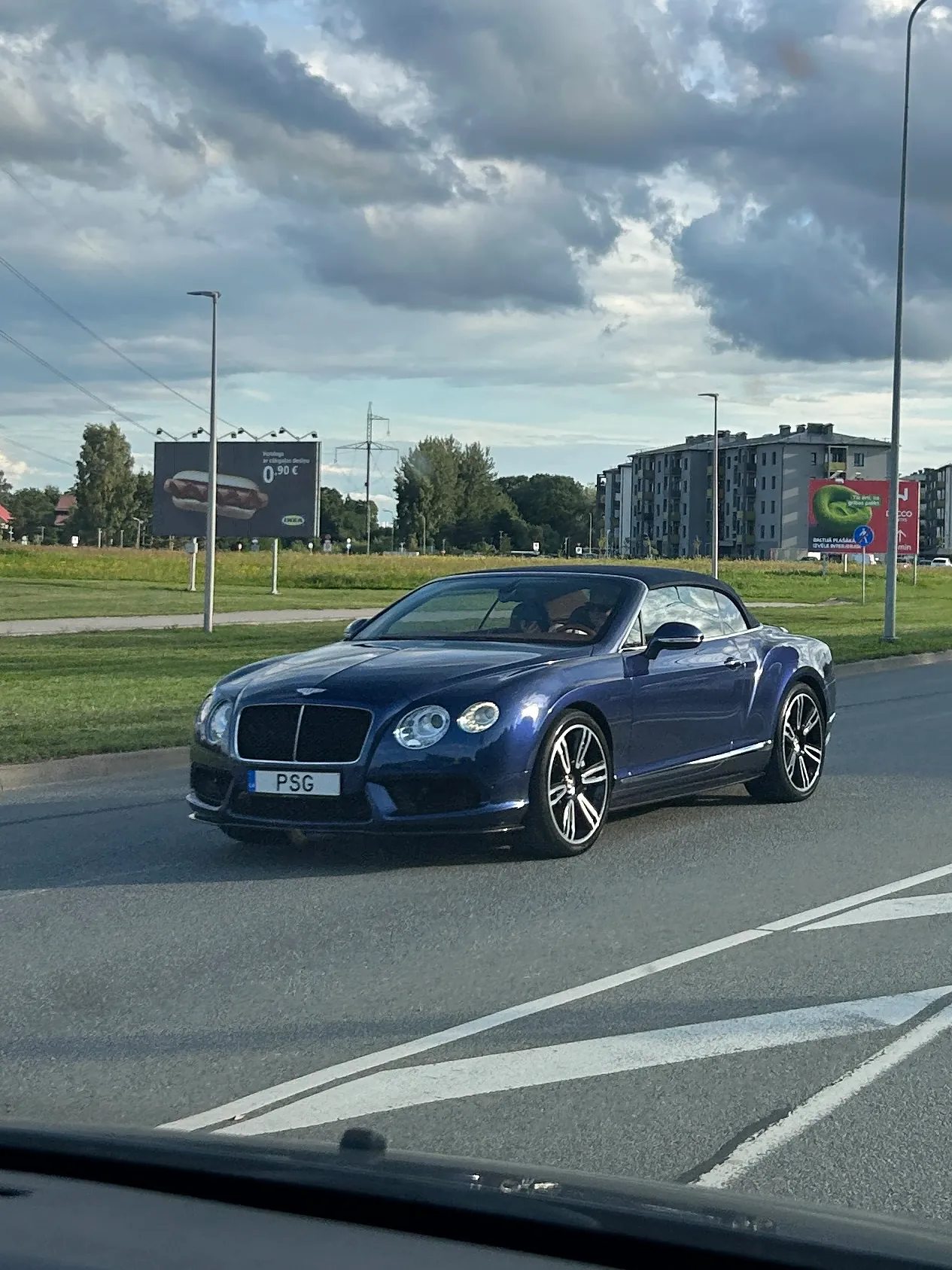 Bentley Continental GT V8 2013
