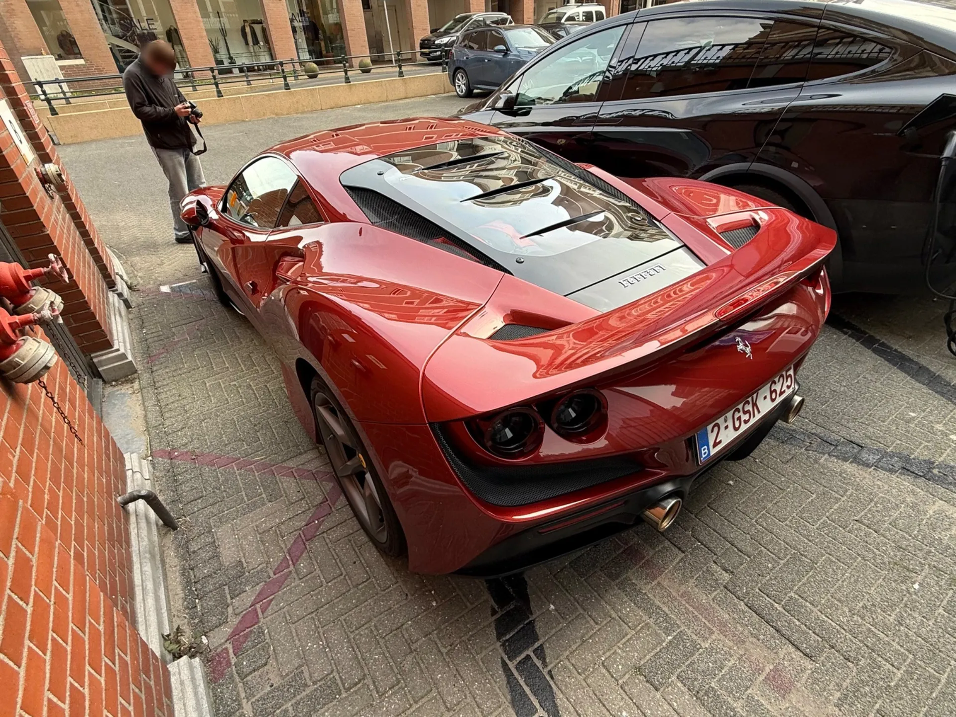Ferrari F8 Tributo in Den Haag