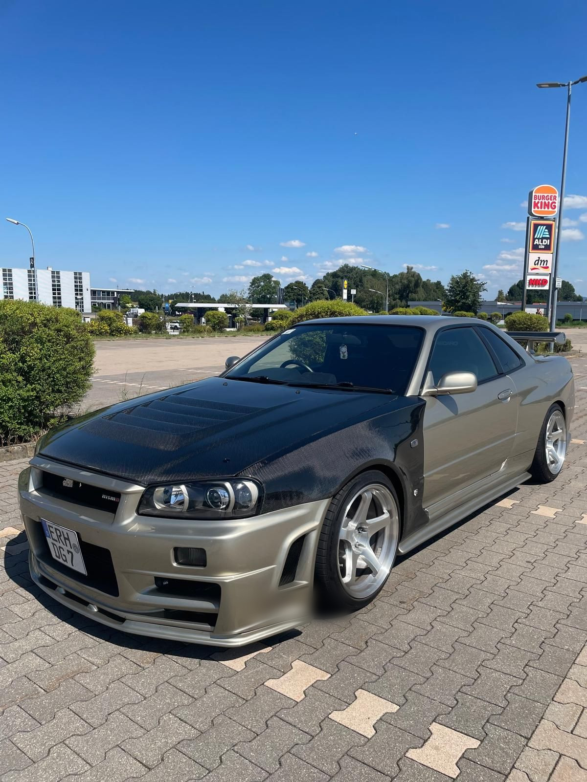 Nissan Skyline R34 GTR