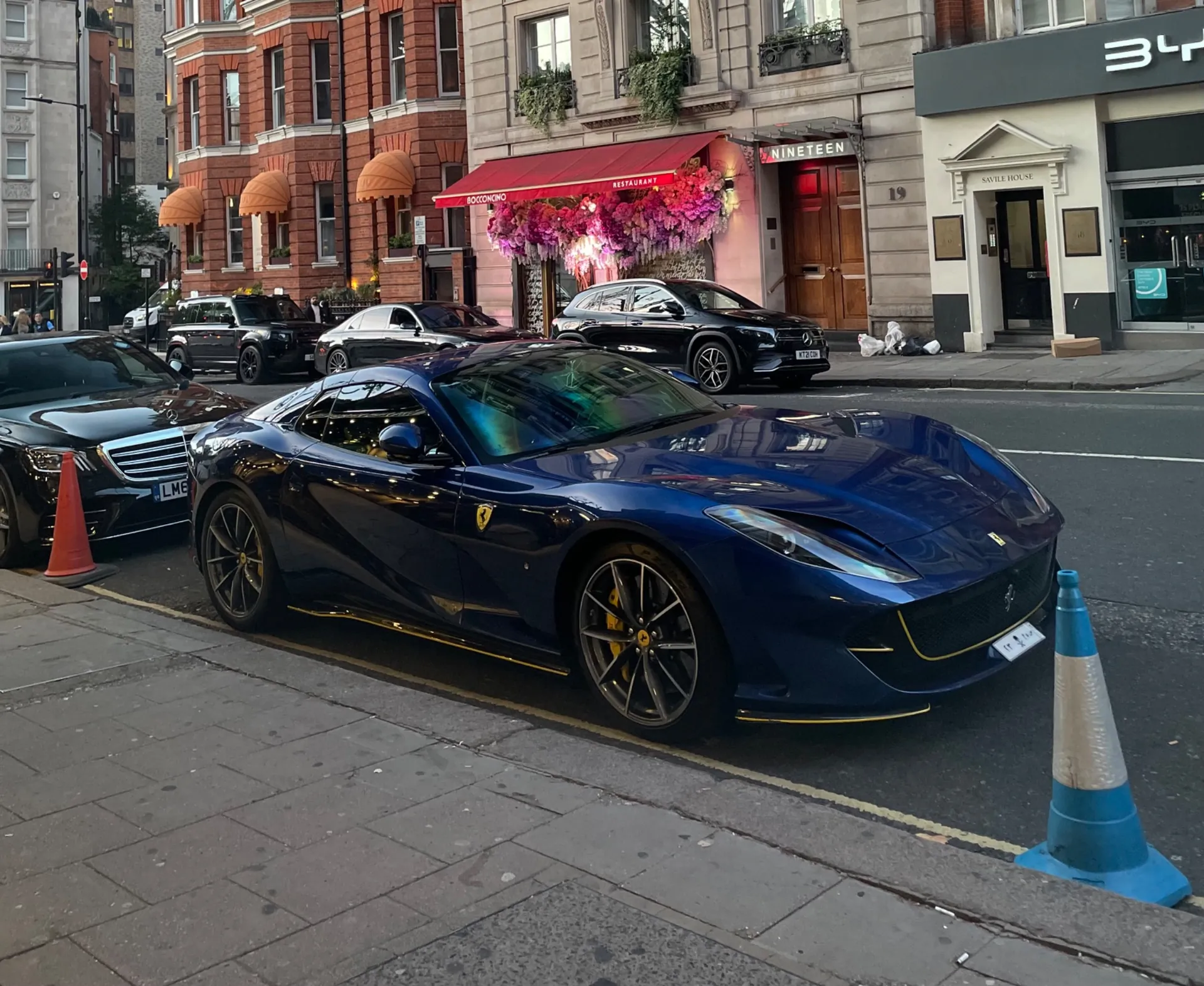 Ferrari 812 GTS