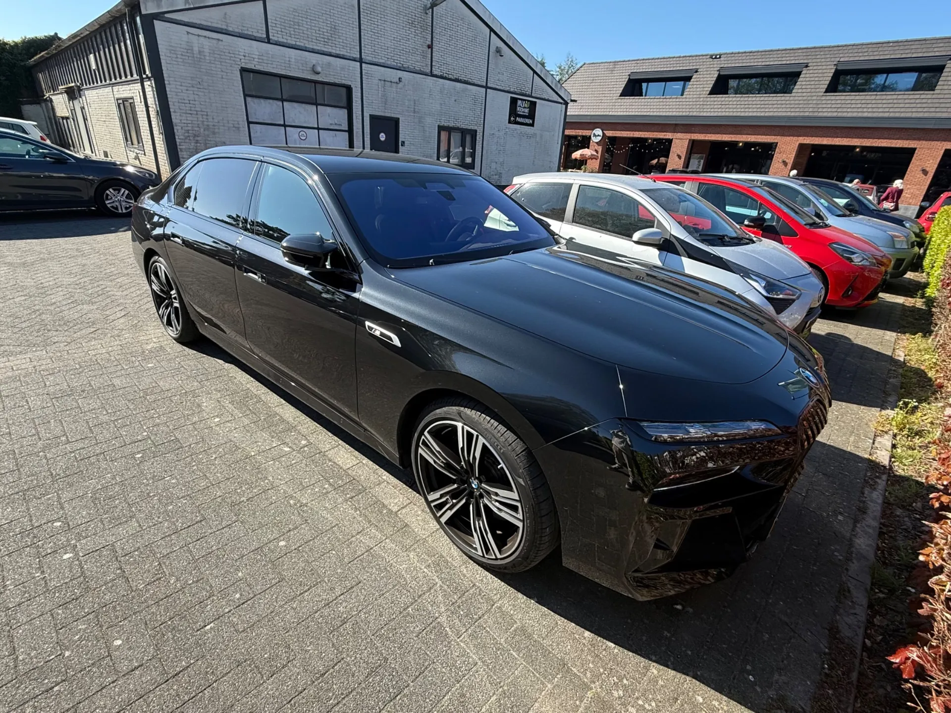 BMW M760e xDrive
