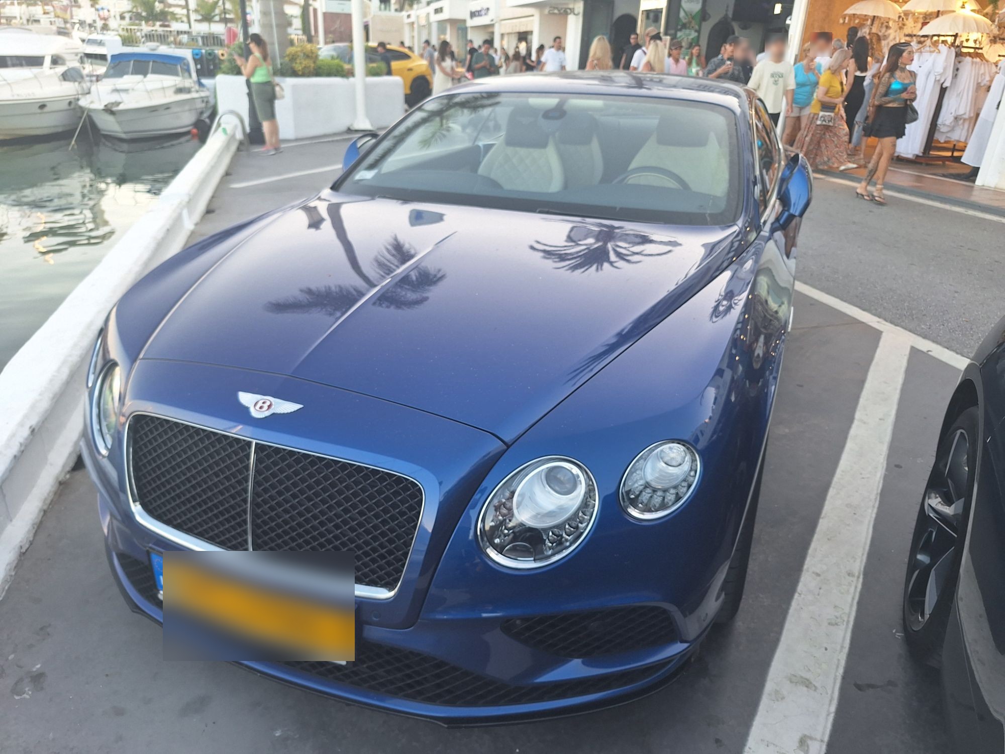 Bentley Continental GT V8 2013 in Marbella, ES