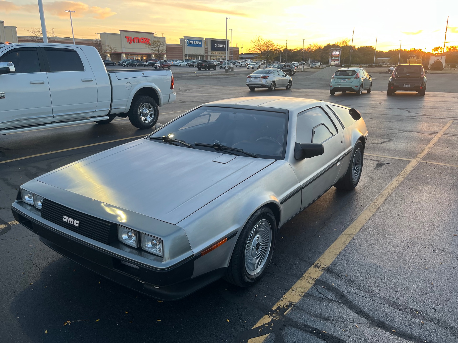 DeLorean DMC-12