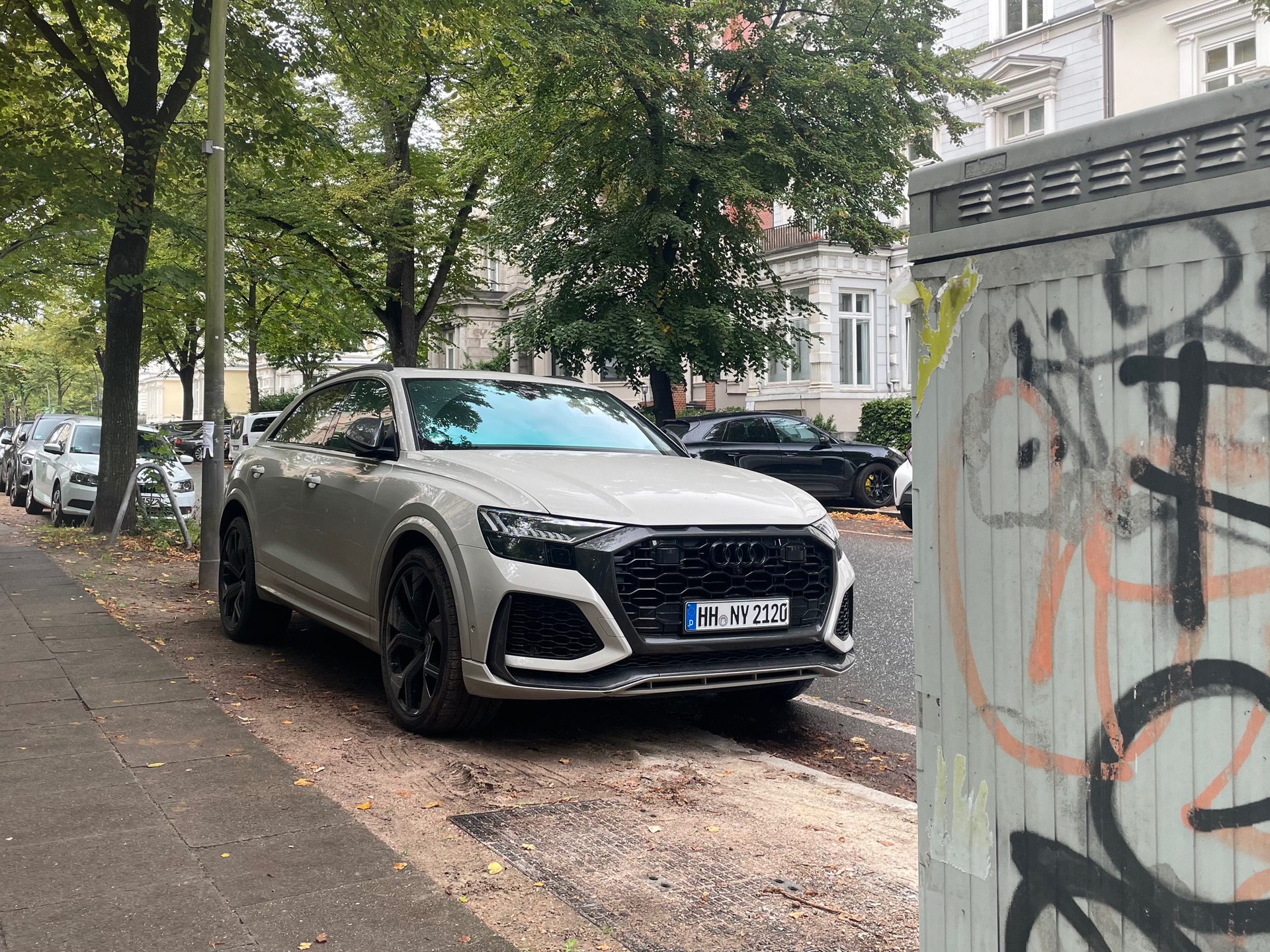 Audi RS Q8 in Hamburg, DE