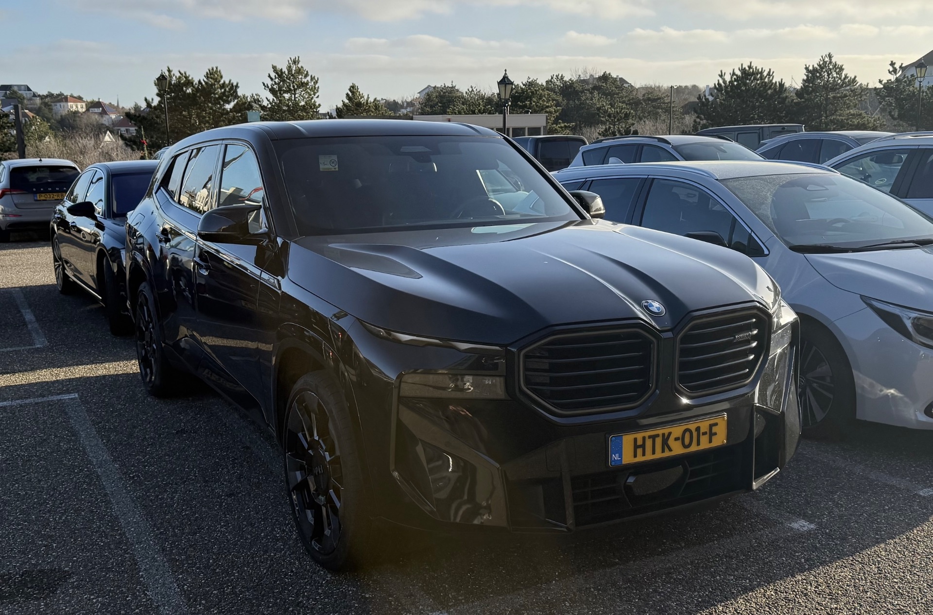 BMW XM G09 in Noordwijk