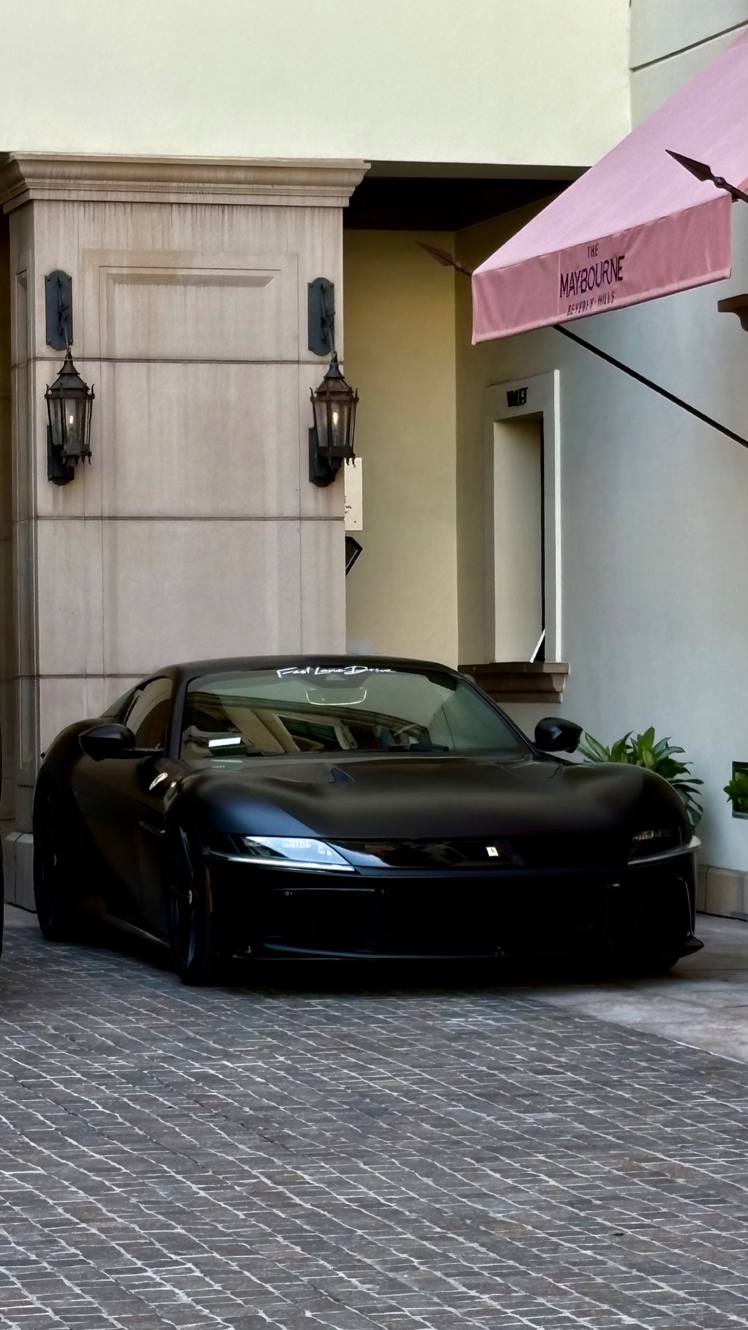 Ferrari 12Cilindri in Beverly Hills